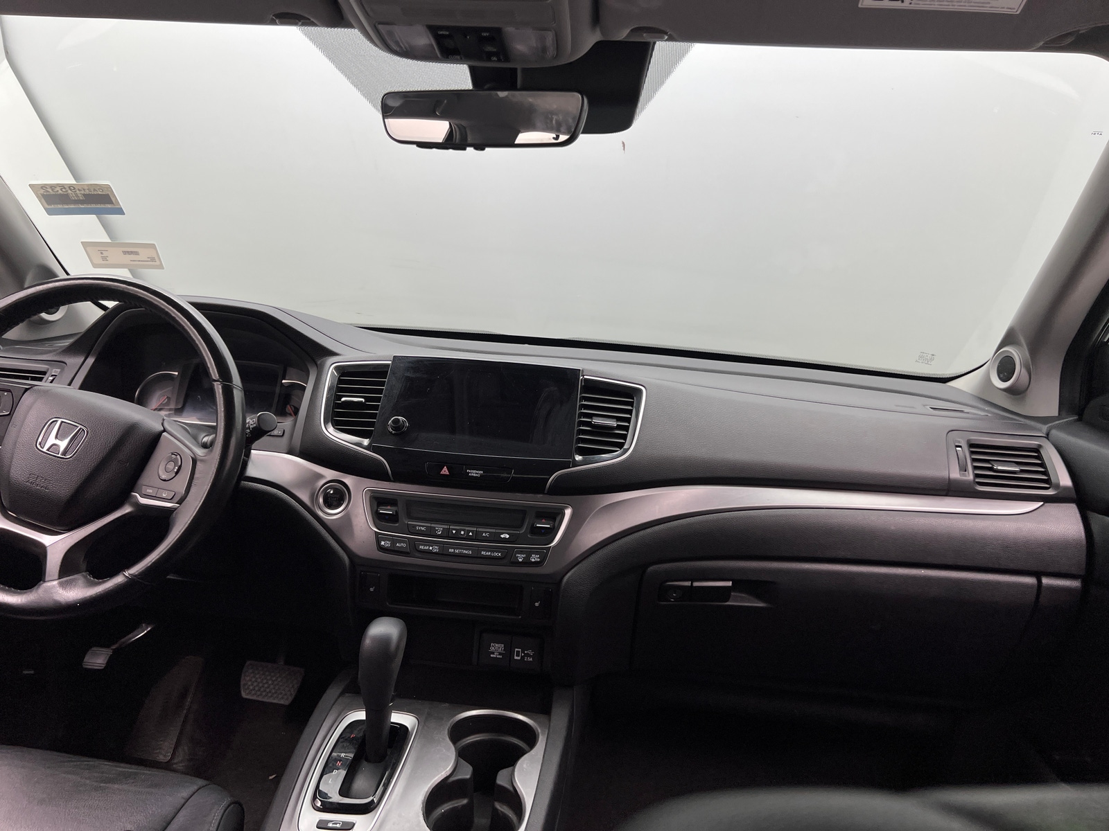 Thumbnail: 2019 Honda Pilot - 2