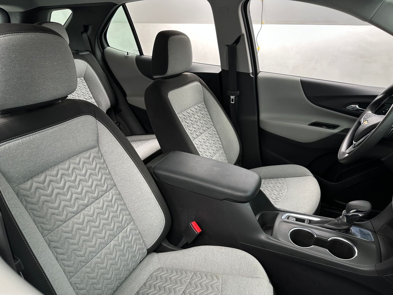 Thumbnail: 2022 Chevrolet Equinox - 2