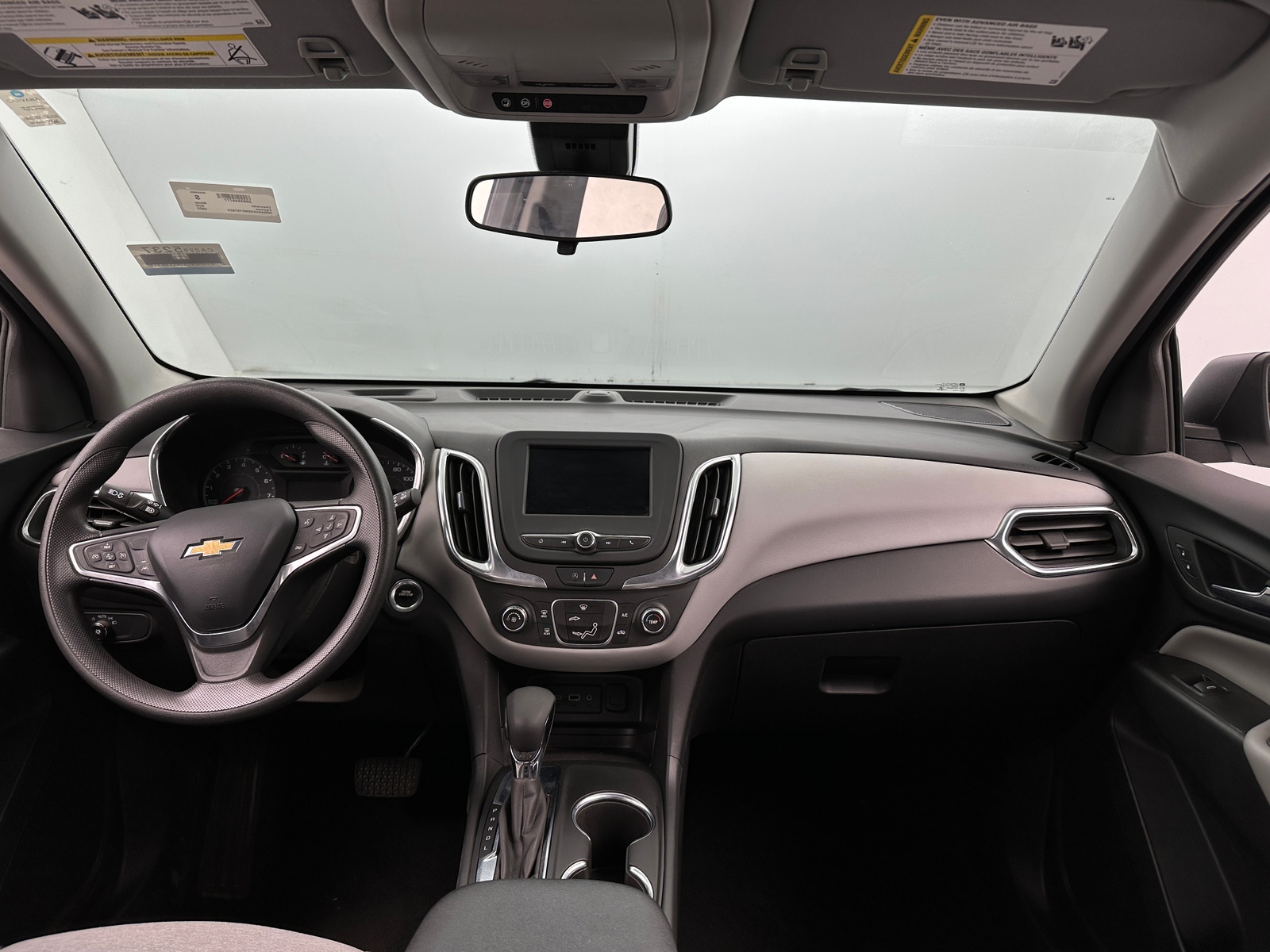 Thumbnail: 2022 Chevrolet Equinox - 3