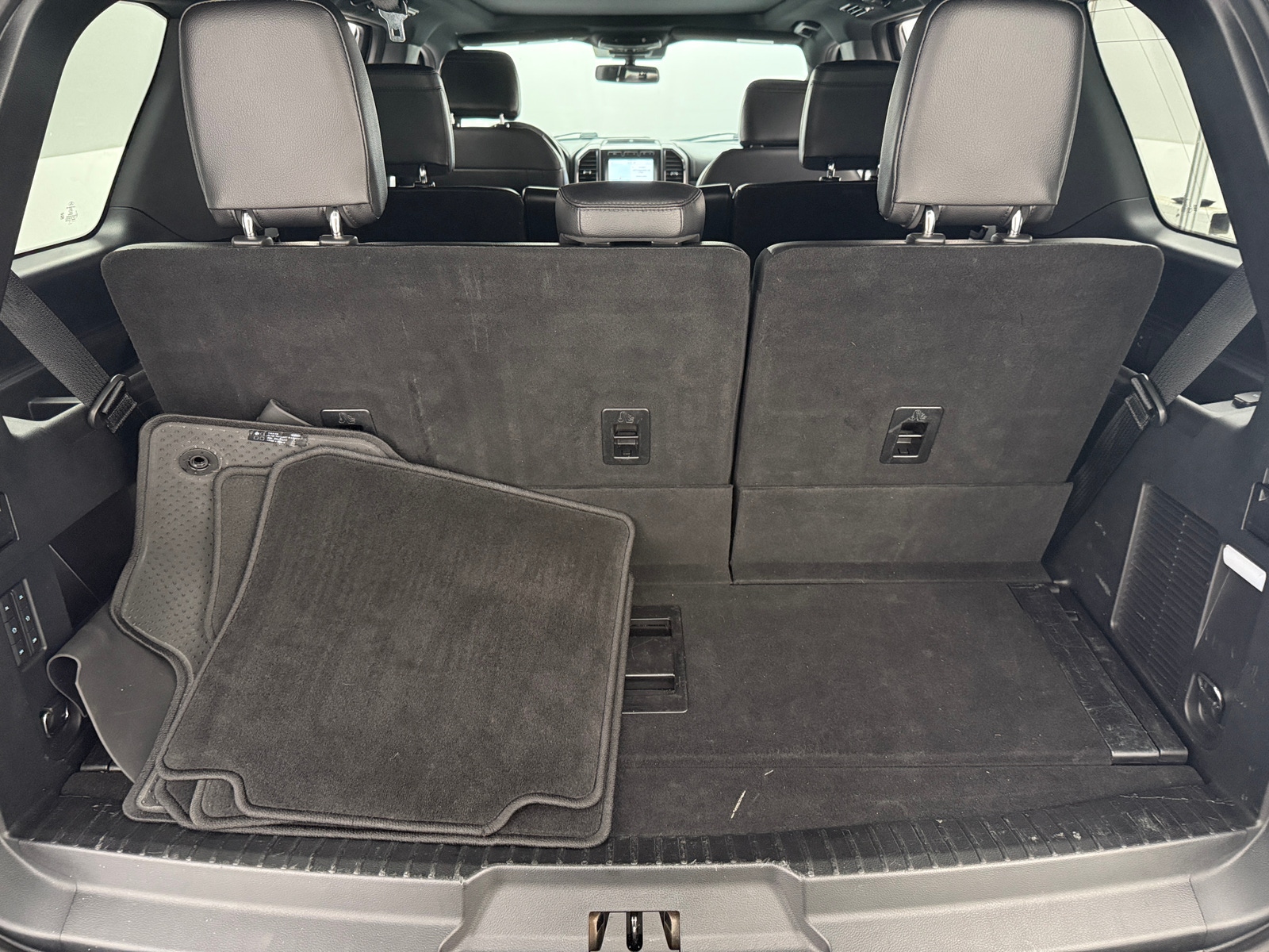 Thumbnail: 2021 Ford Expedition - 6