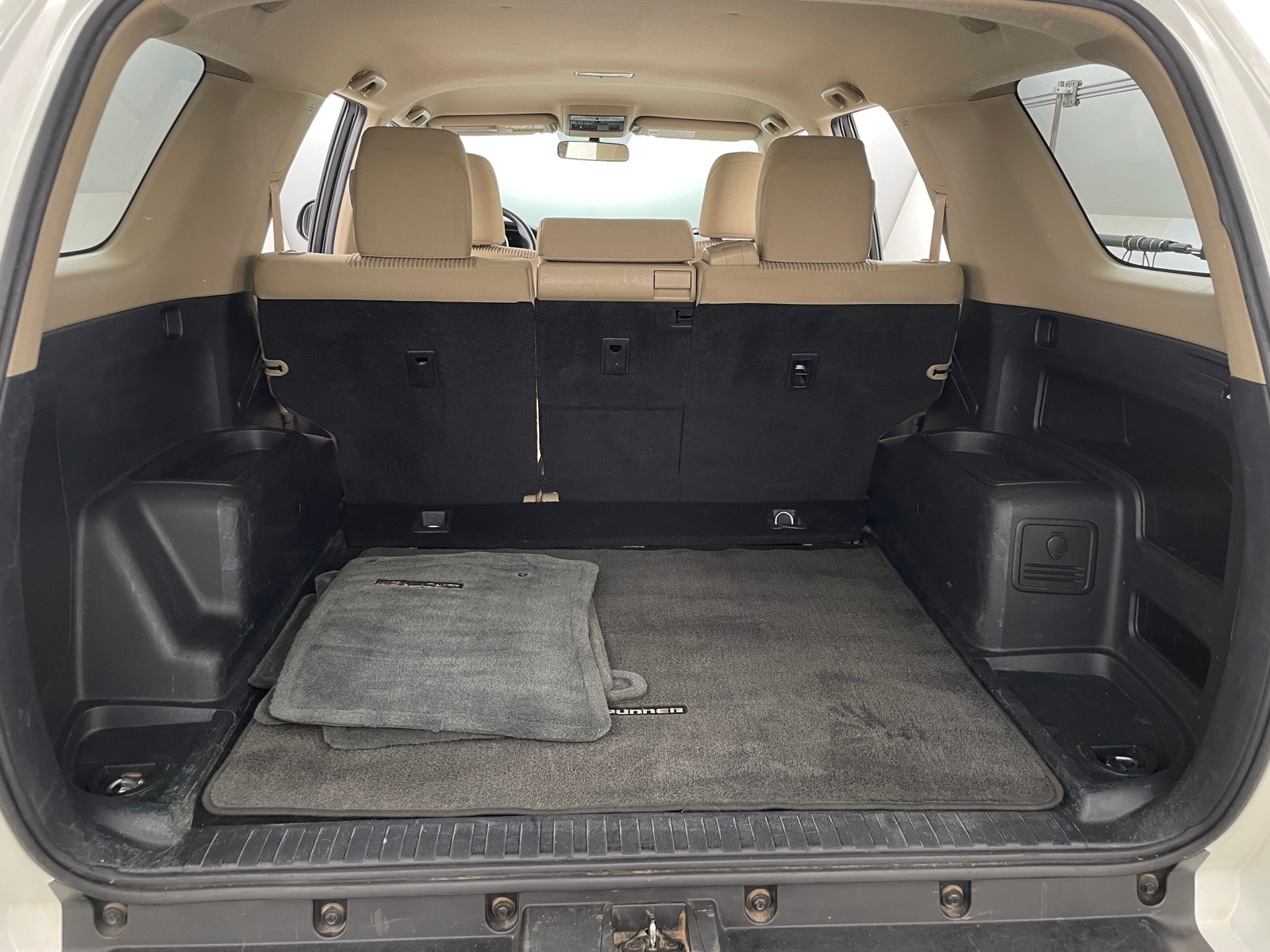 Thumbnail: 2012 Toyota 4Runner - 7
