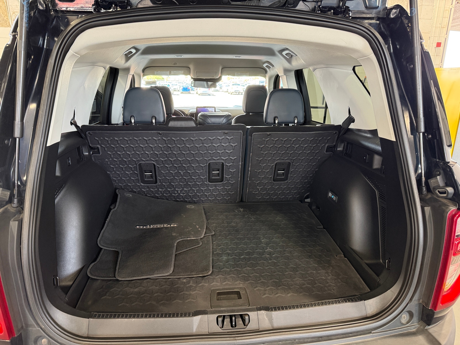 Thumbnail: 2021 Ford Bronco Sport - 6