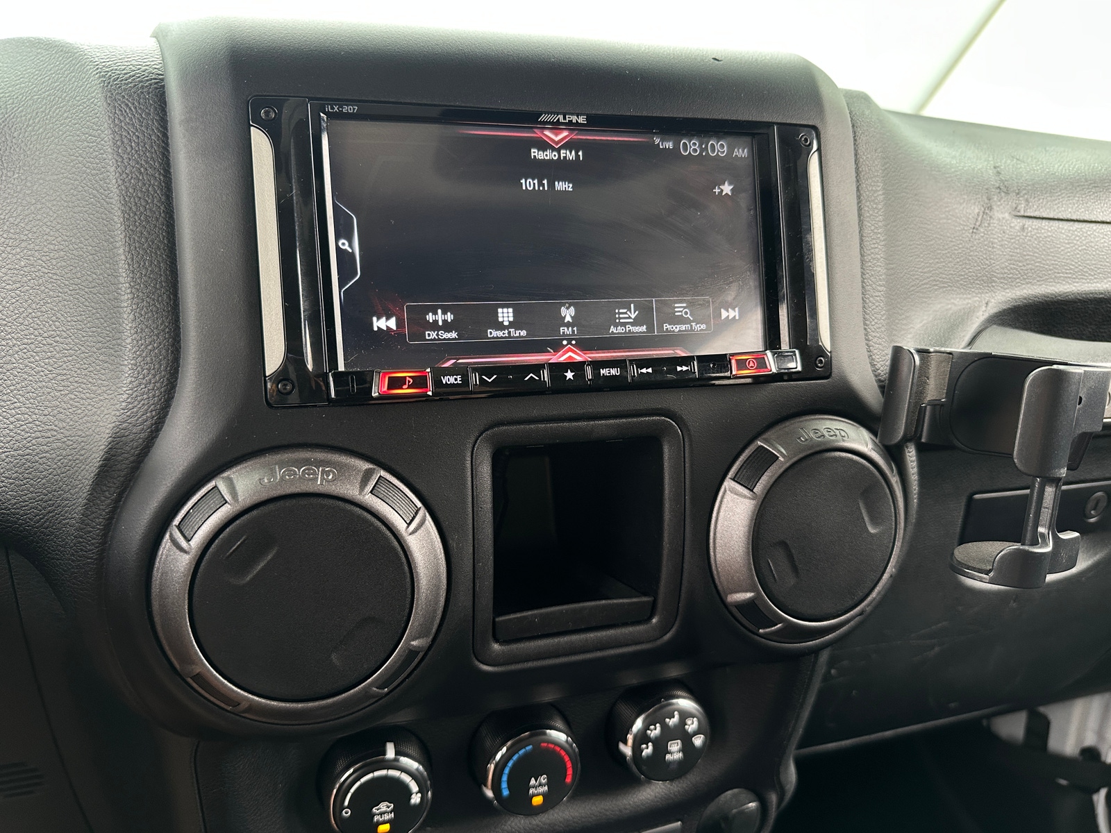 Thumbnail: 2018 Jeep Wrangler - 4
