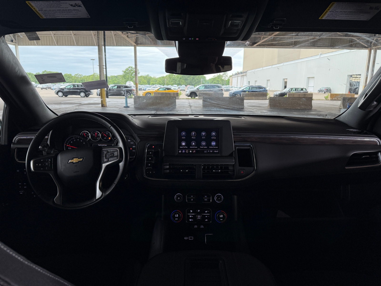 Thumbnail: 2023 Chevrolet Tahoe - 3