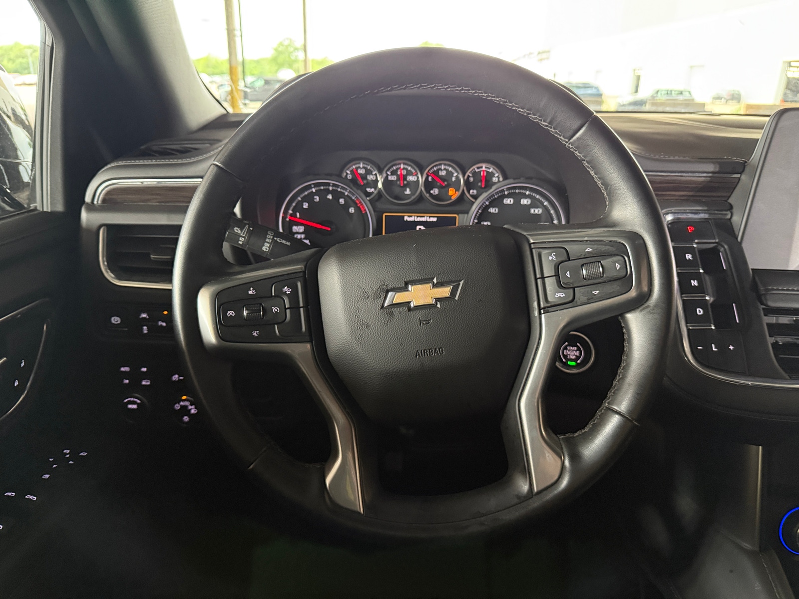 Thumbnail: 2023 Chevrolet Tahoe - 5