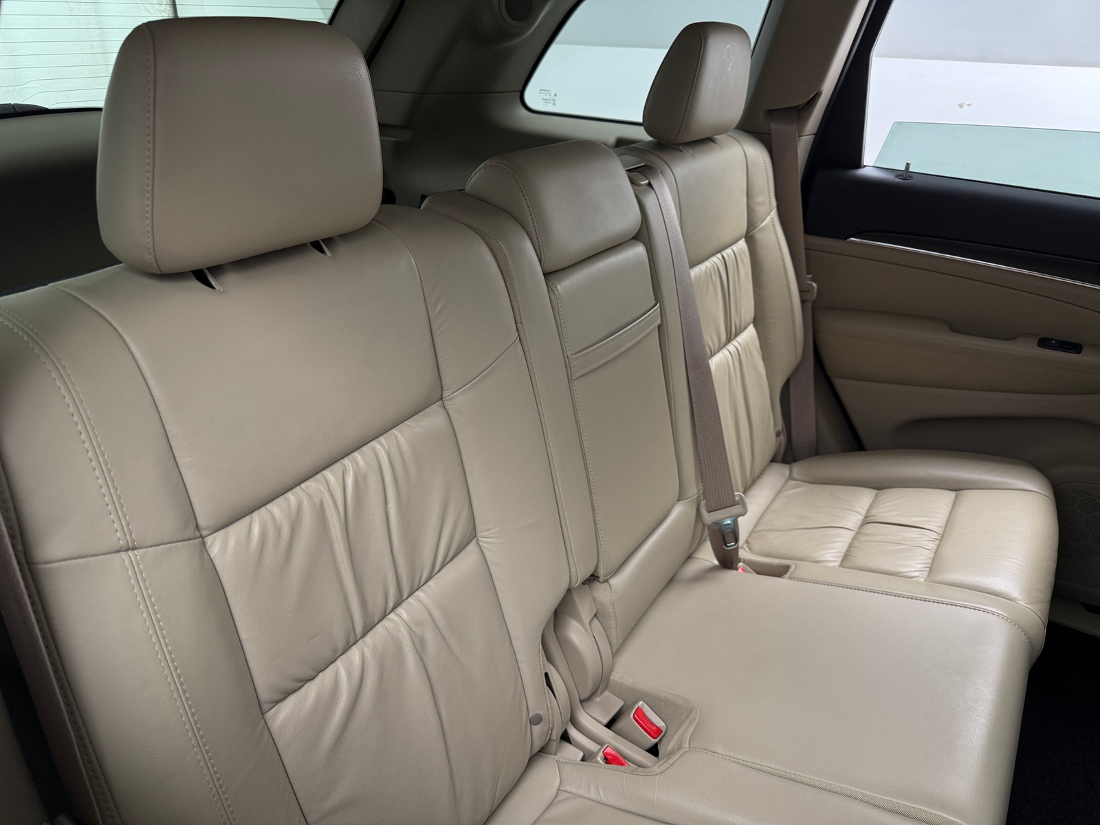 Thumbnail: 2015 Jeep Grand Cherokee - 5