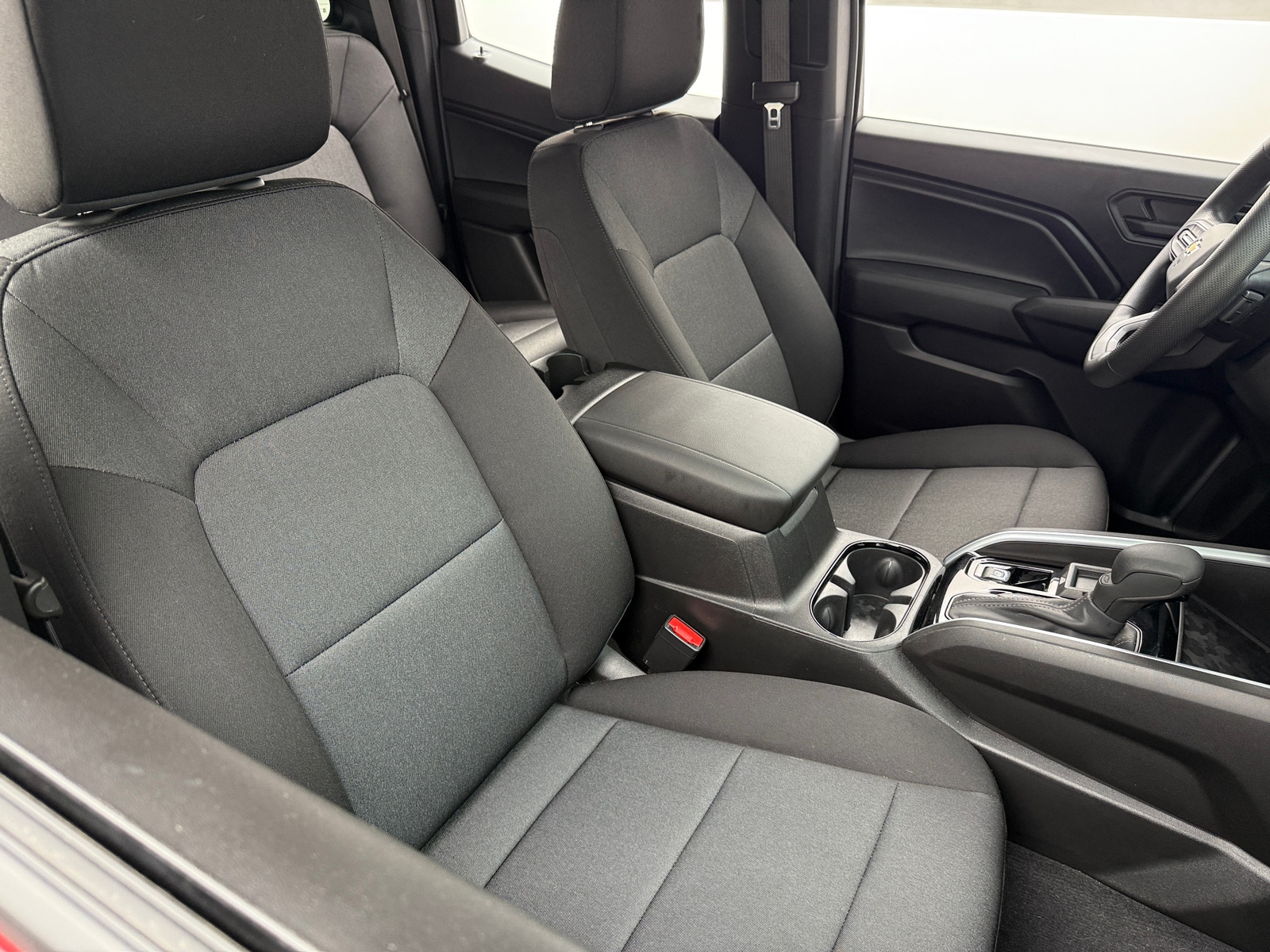 Thumbnail: 2024 Chevrolet Colorado - 2