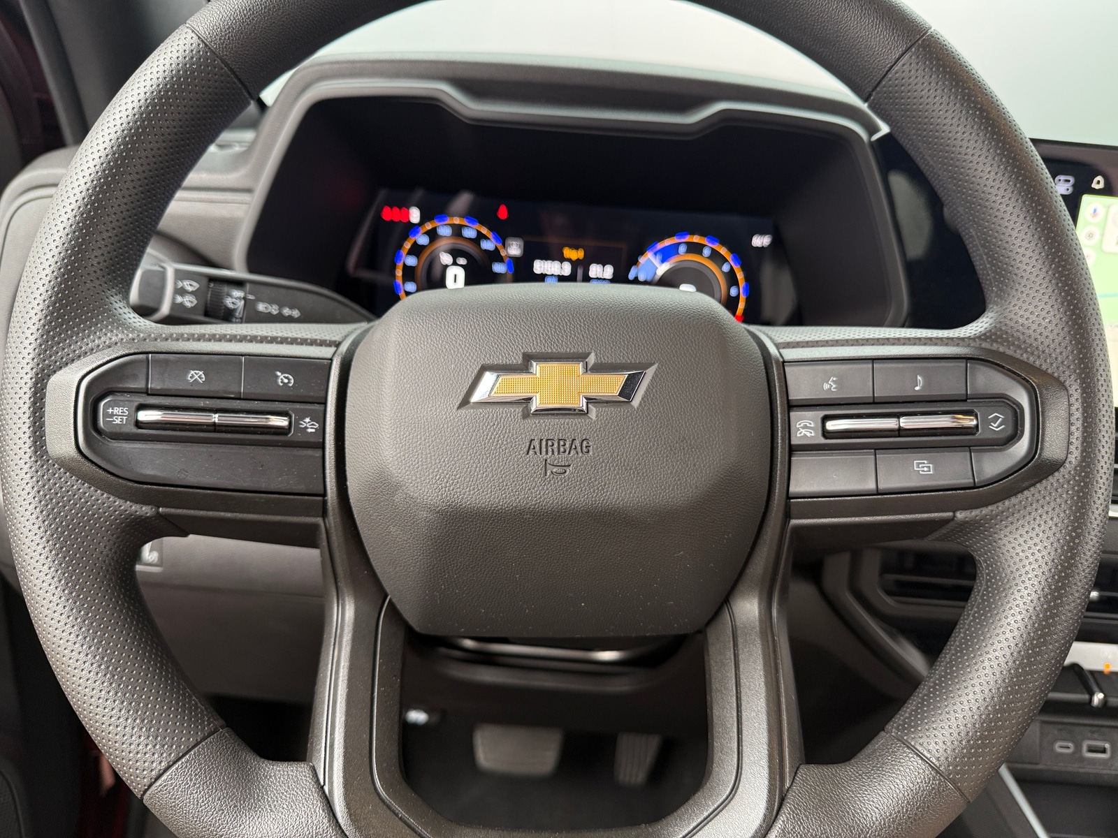 Thumbnail: 2024 Chevrolet Colorado - 5