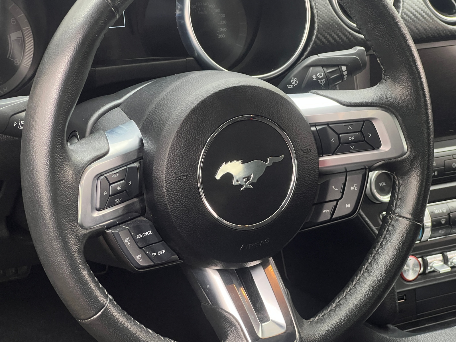Thumbnail: 2022 Ford Mustang - 5