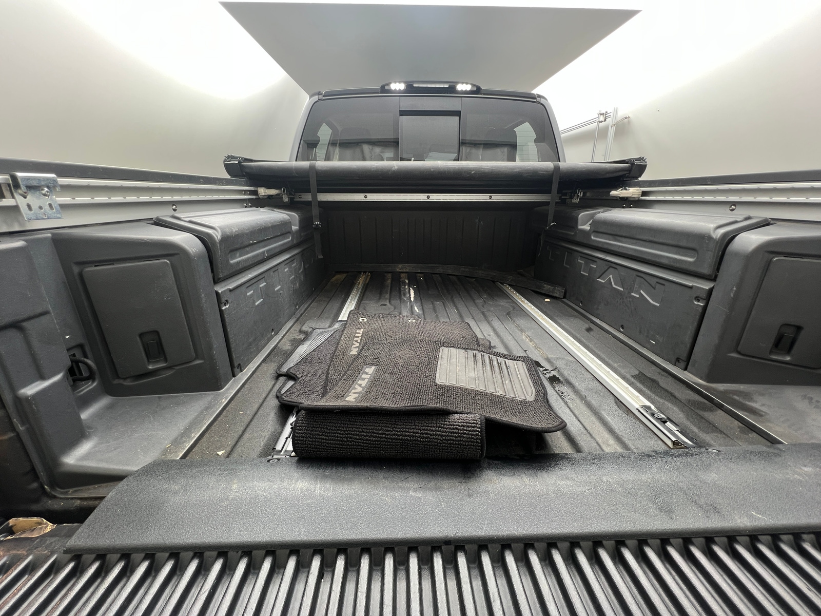 Thumbnail: 2017 Nissan Titan - 6