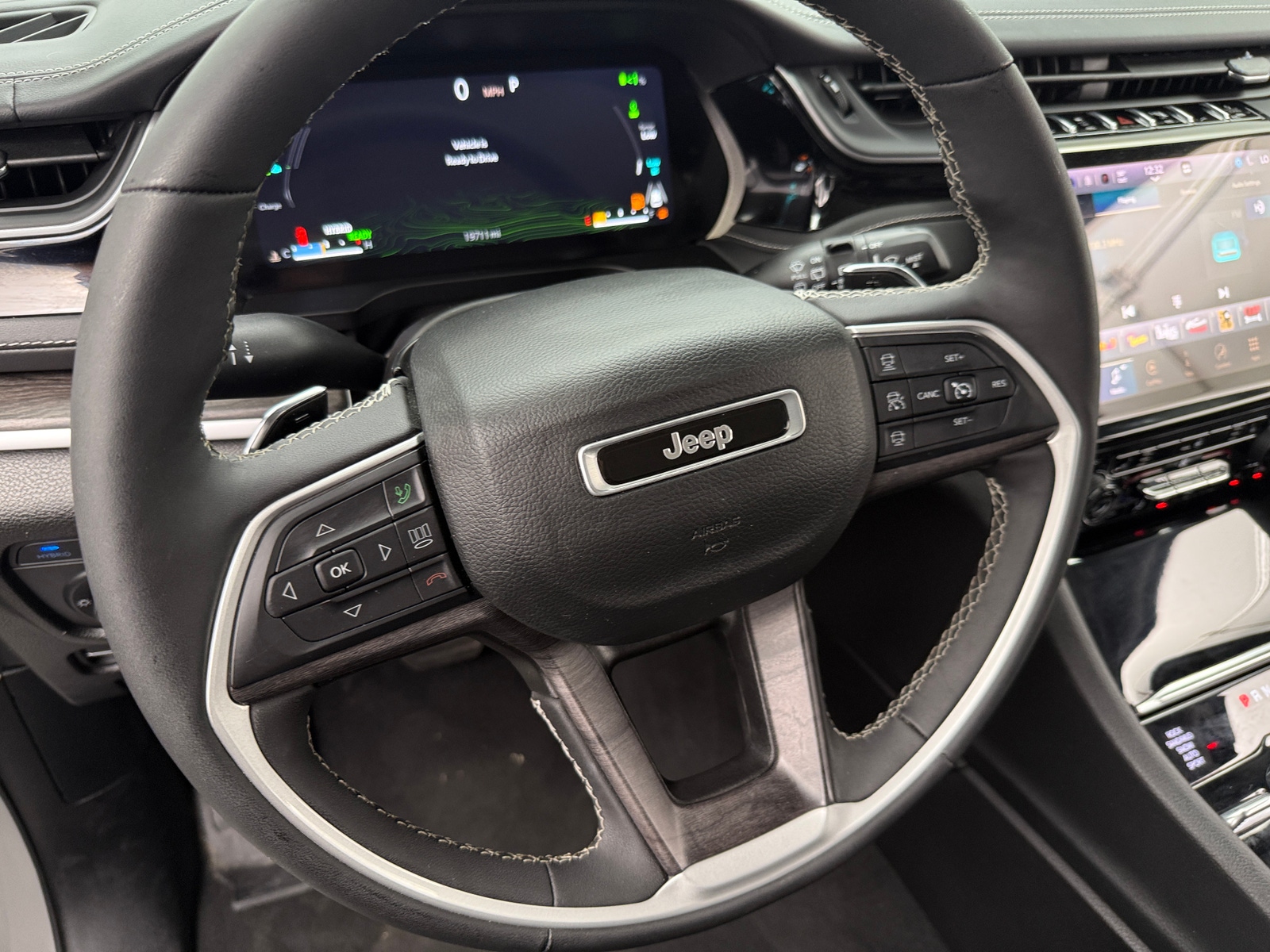 Thumbnail: 2022 Jeep Grand Cherokee - 4