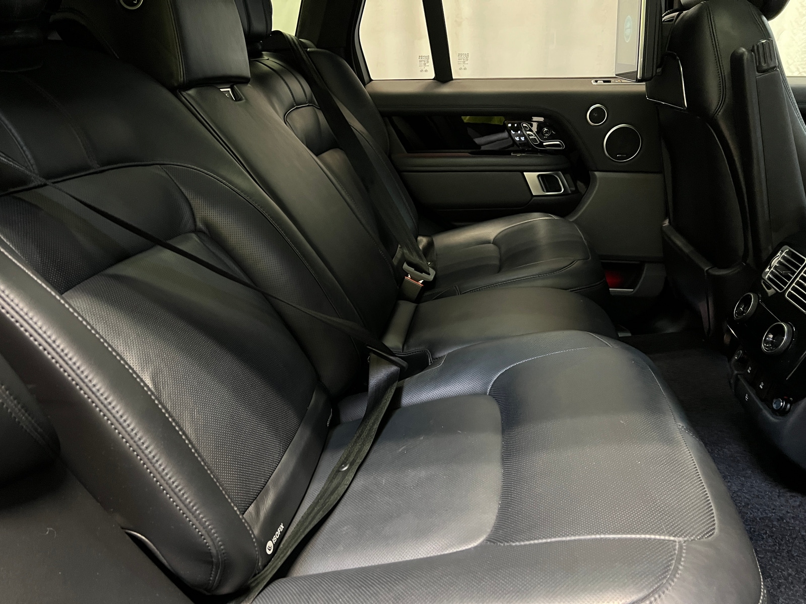 Thumbnail: 2021 Land Rover Range Rover - 5