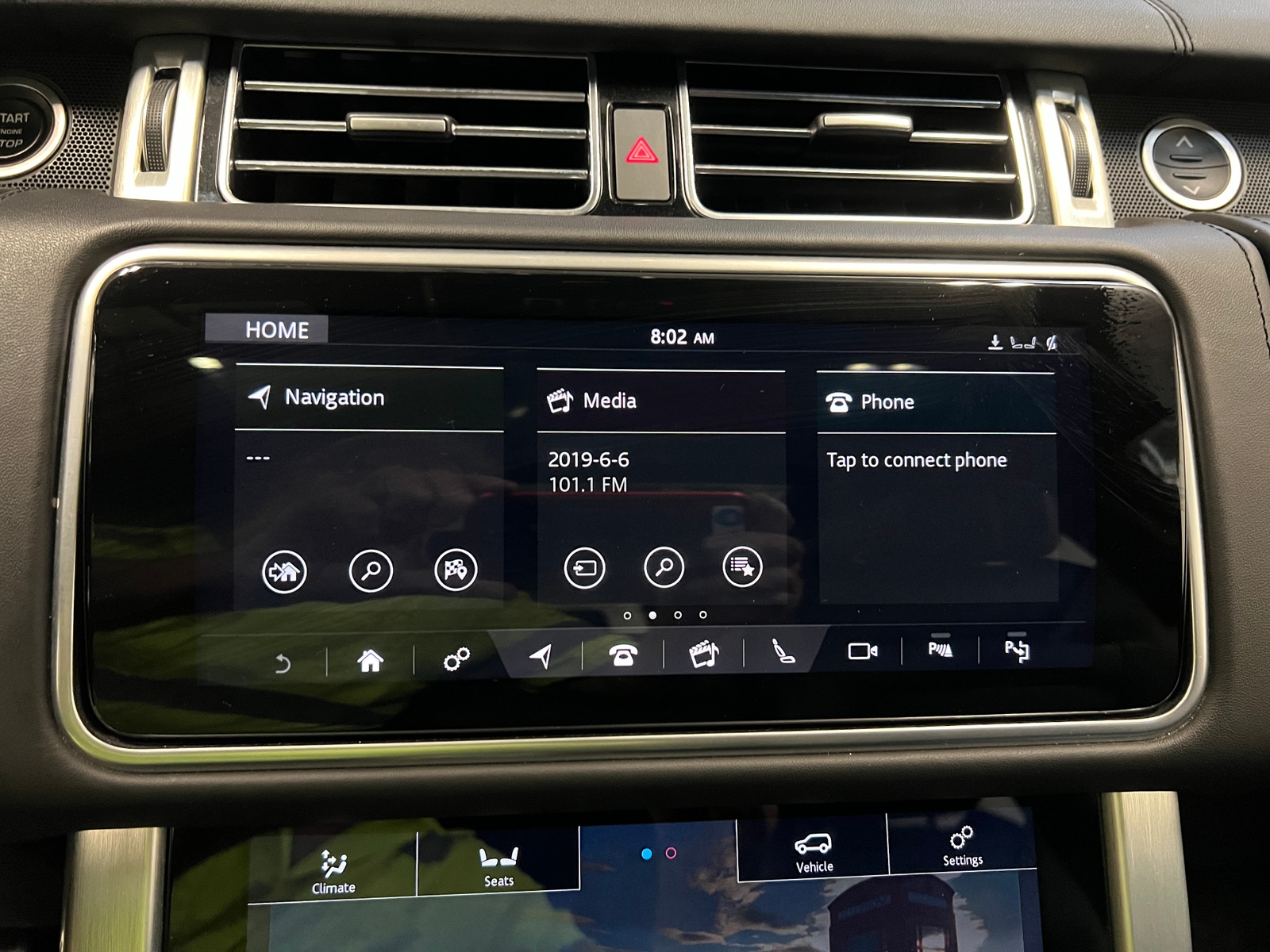 Thumbnail: 2021 Land Rover Range Rover - 3