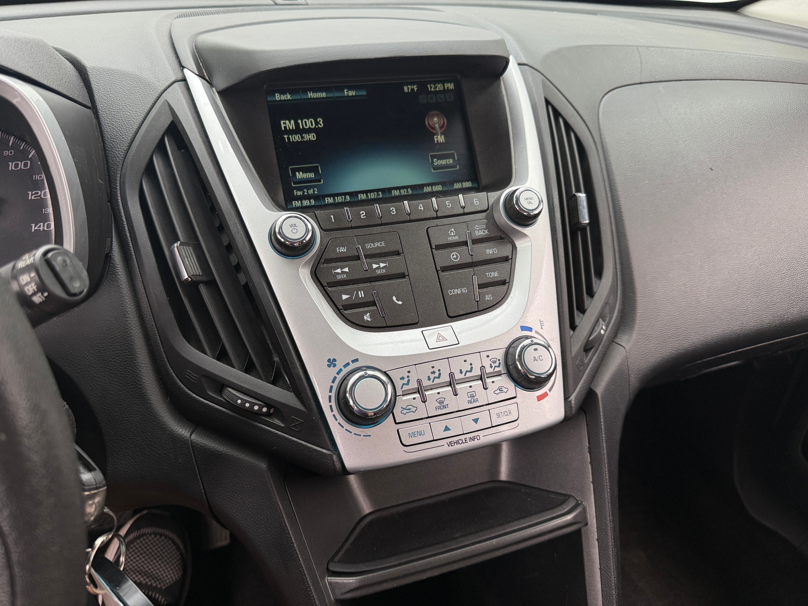 Thumbnail: 2016 Chevrolet Equinox - 4
