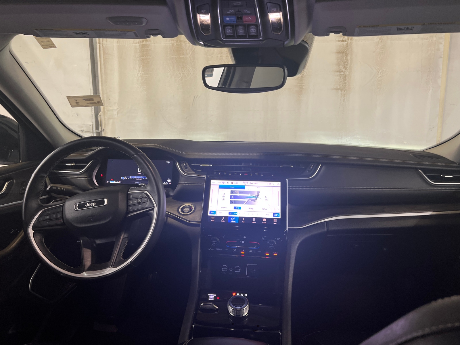 Thumbnail: 2022 Jeep Grand Cherokee L - 2
