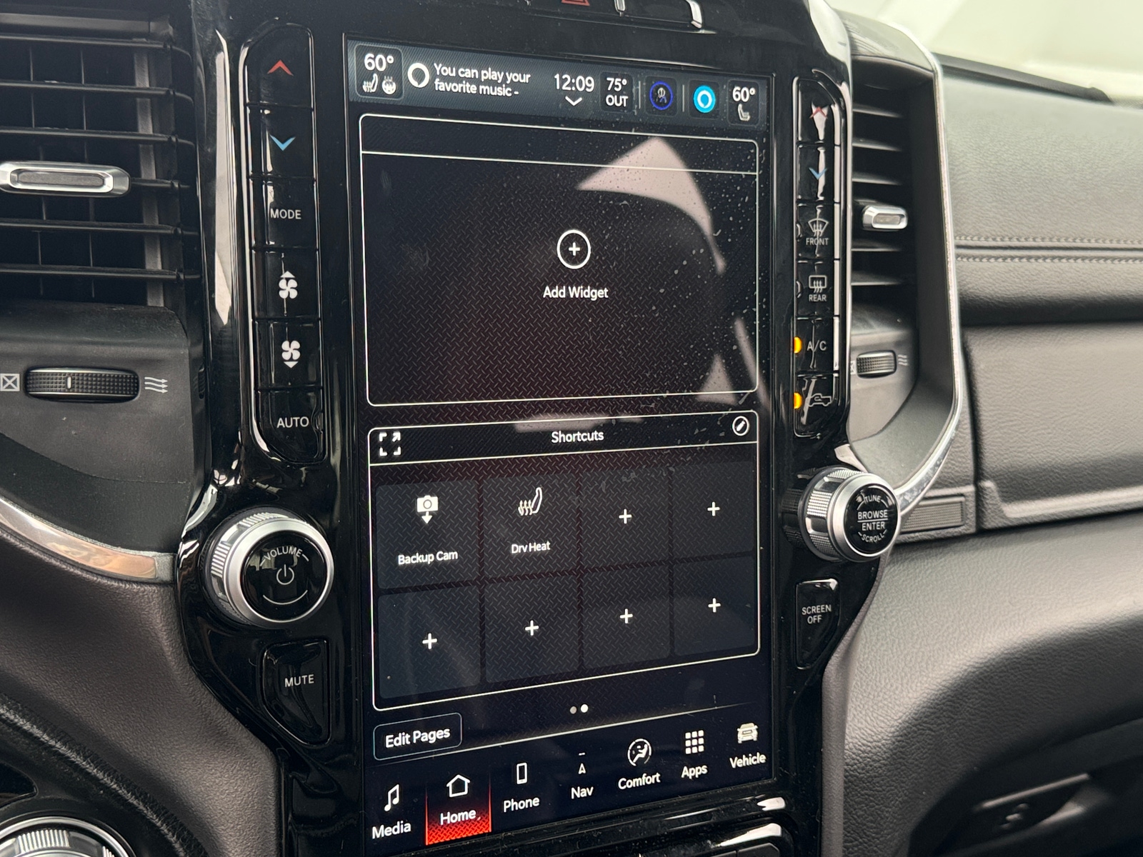 Thumbnail: 2023 RAM 1500 - 3