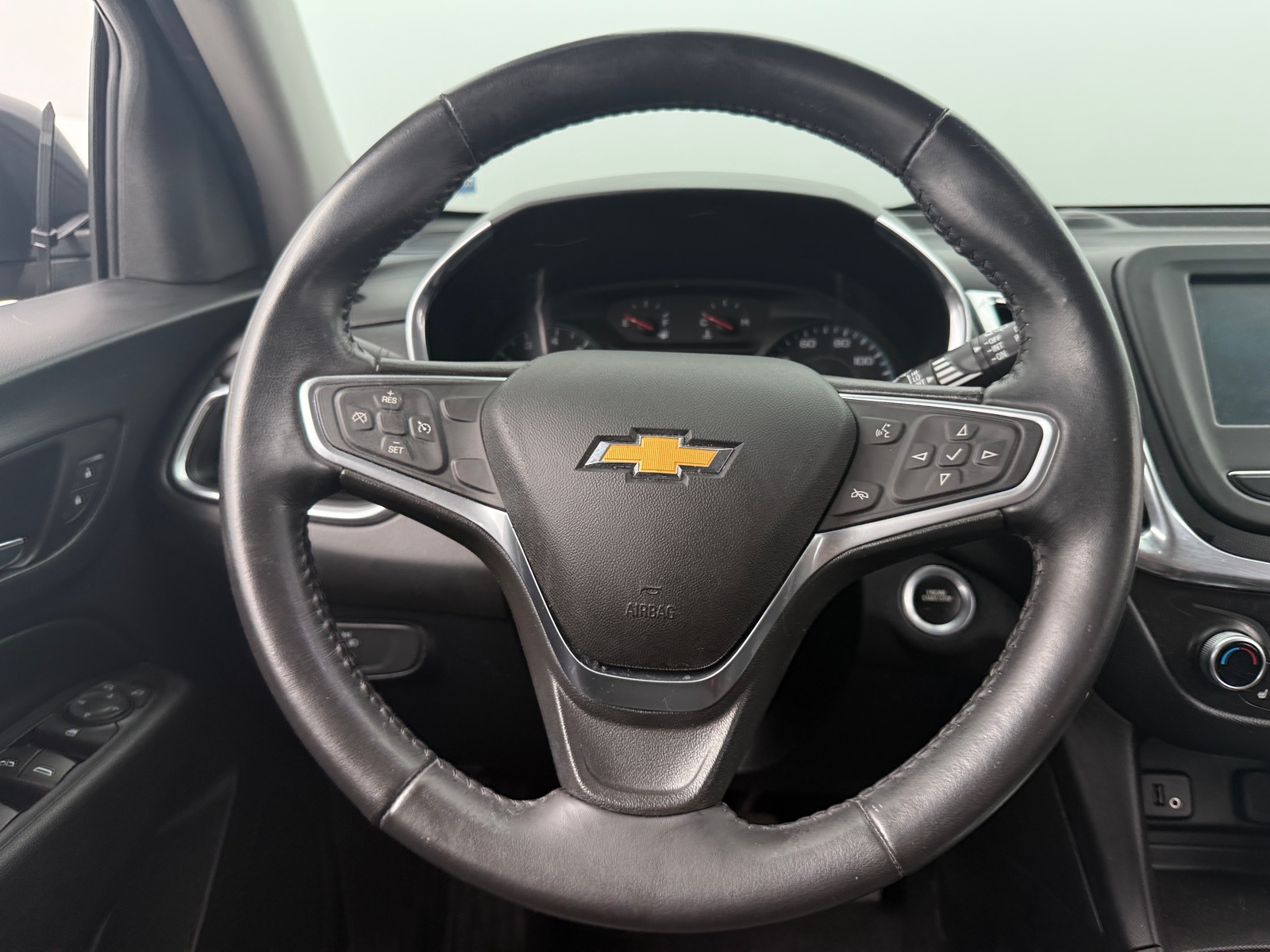 Thumbnail: 2018 Chevrolet Equinox - 5