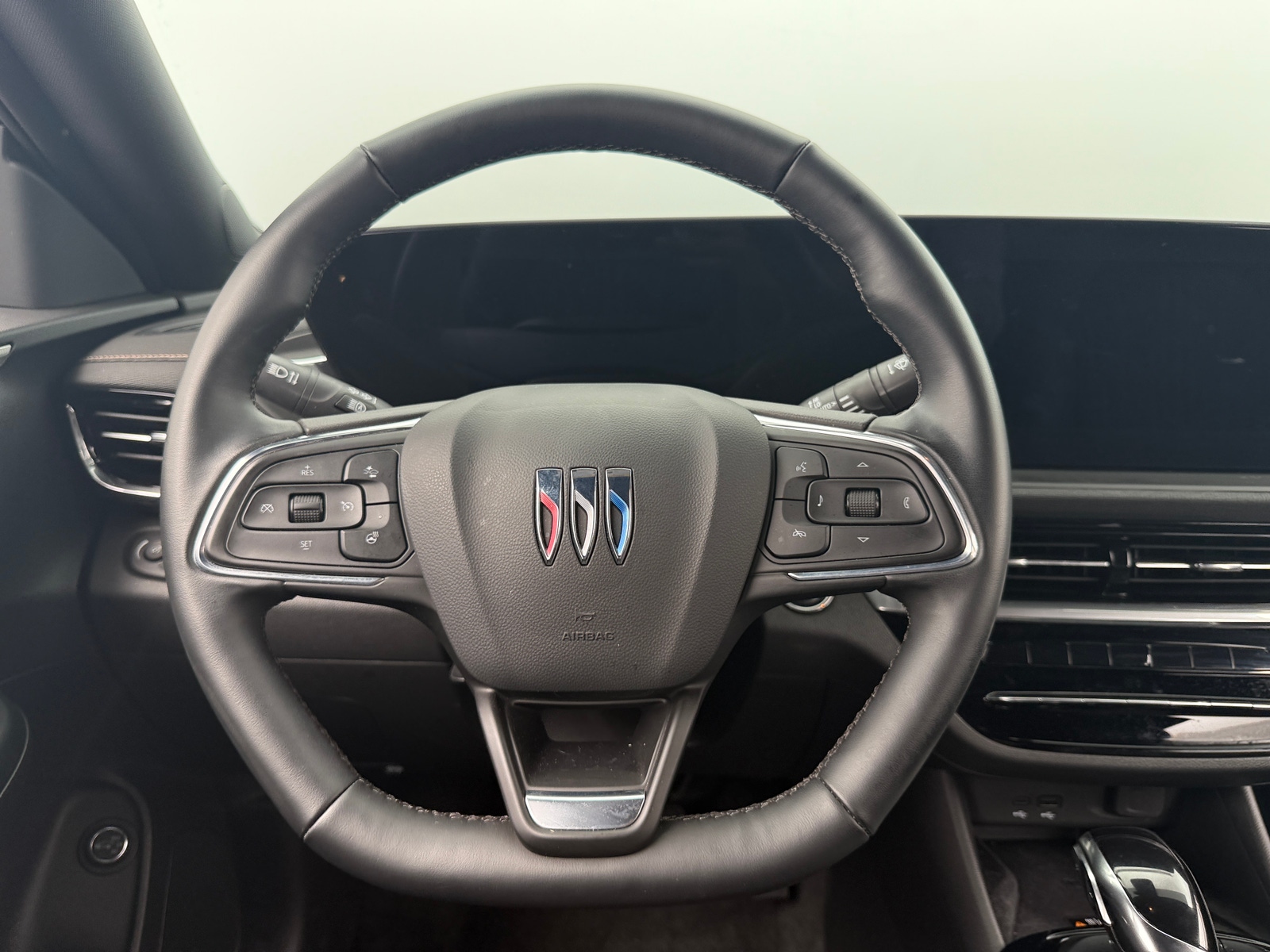Thumbnail: 2024 Buick Envista - 4