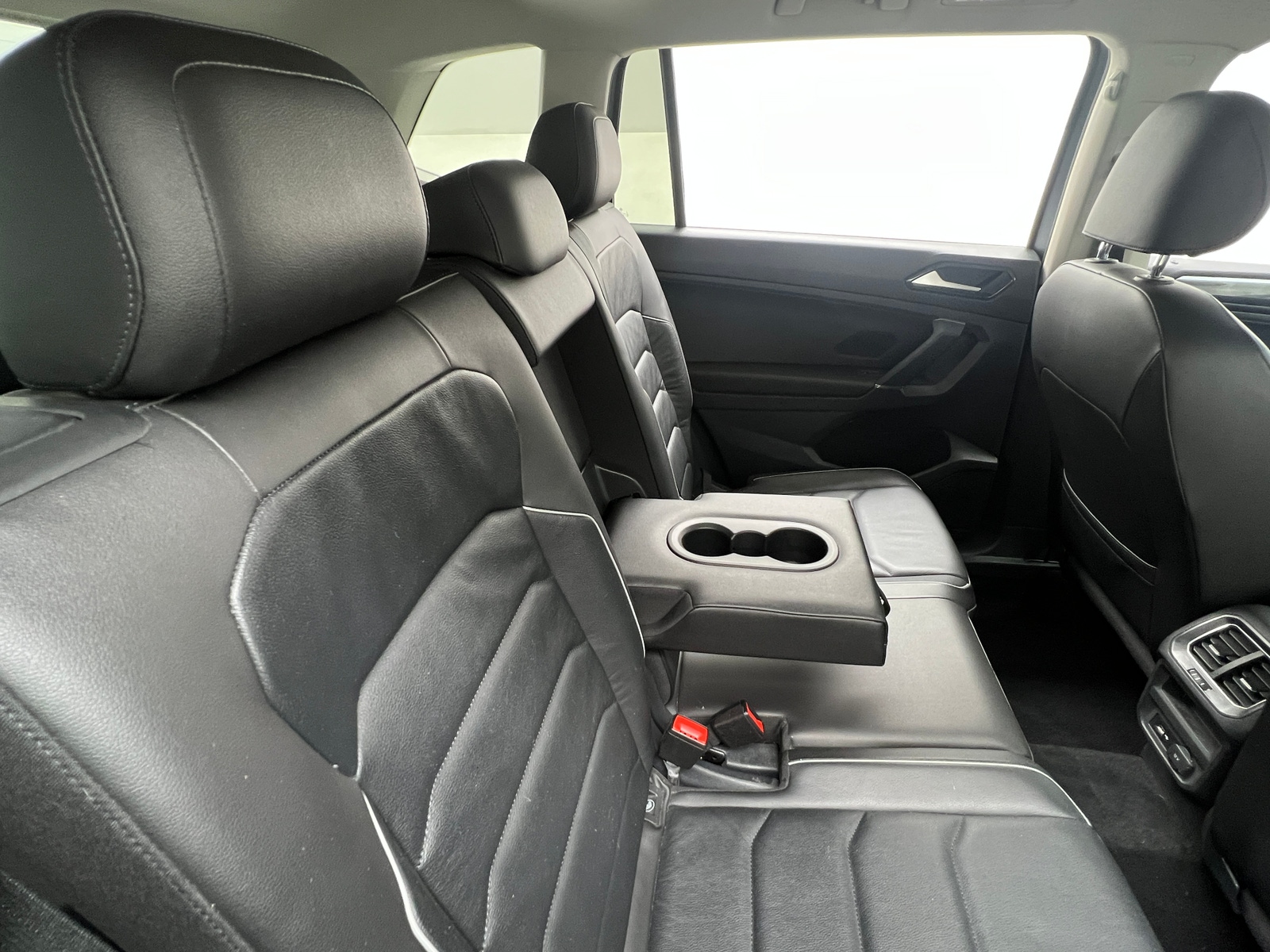 Thumbnail: 2018 Volkswagen Tiguan - 5