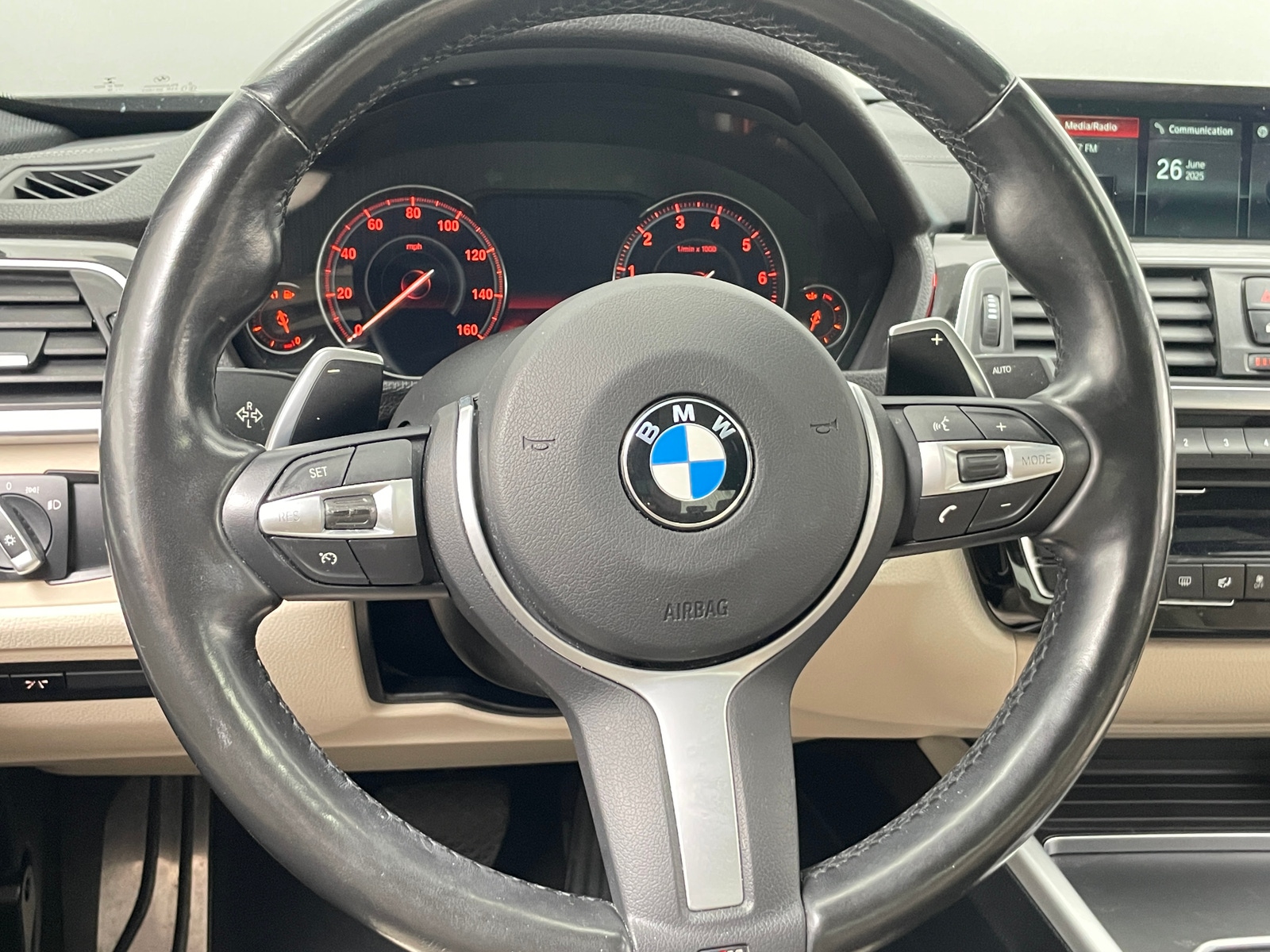 Thumbnail: 2018 BMW 3 Series - 4