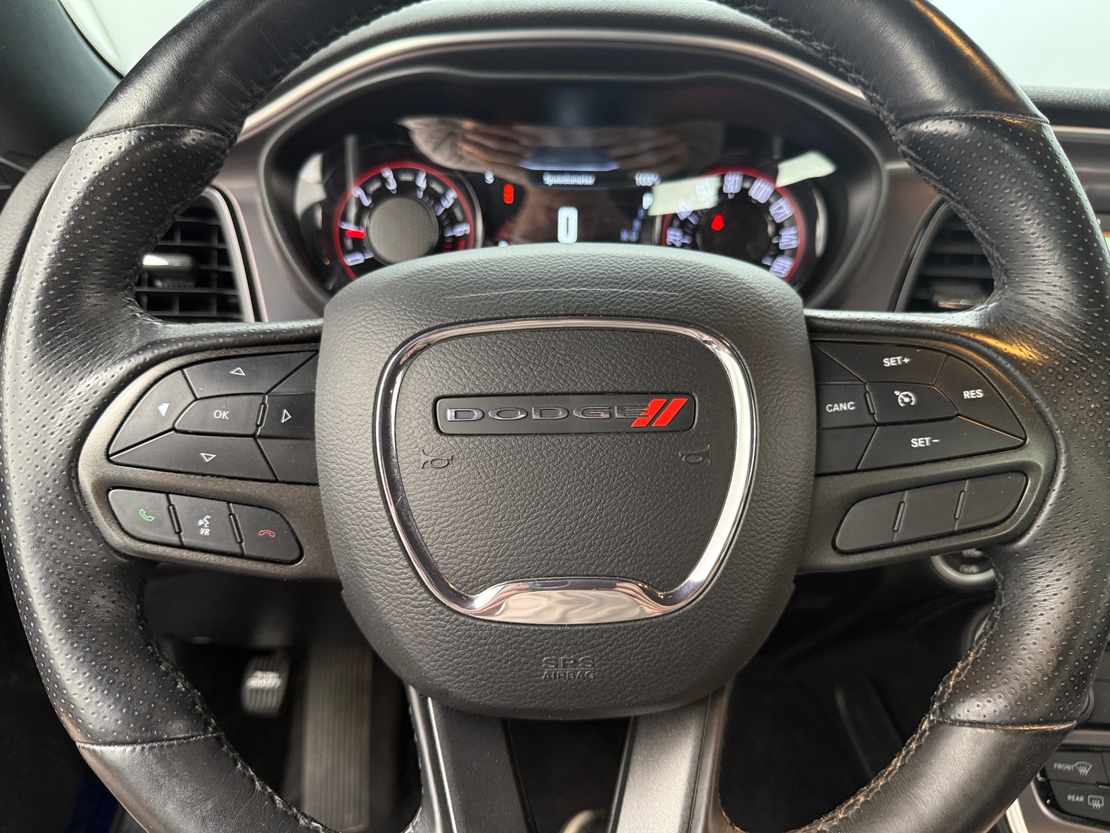 Thumbnail: 2021 Dodge Challenger - 4