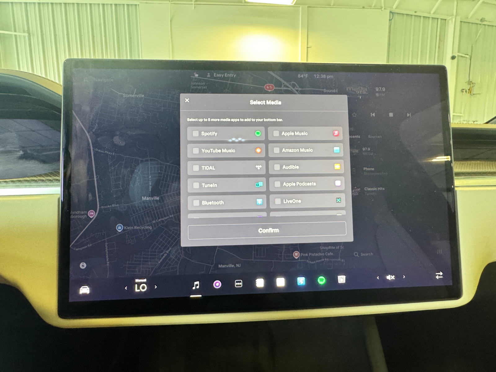 Thumbnail: 2022 Tesla Model X - 3