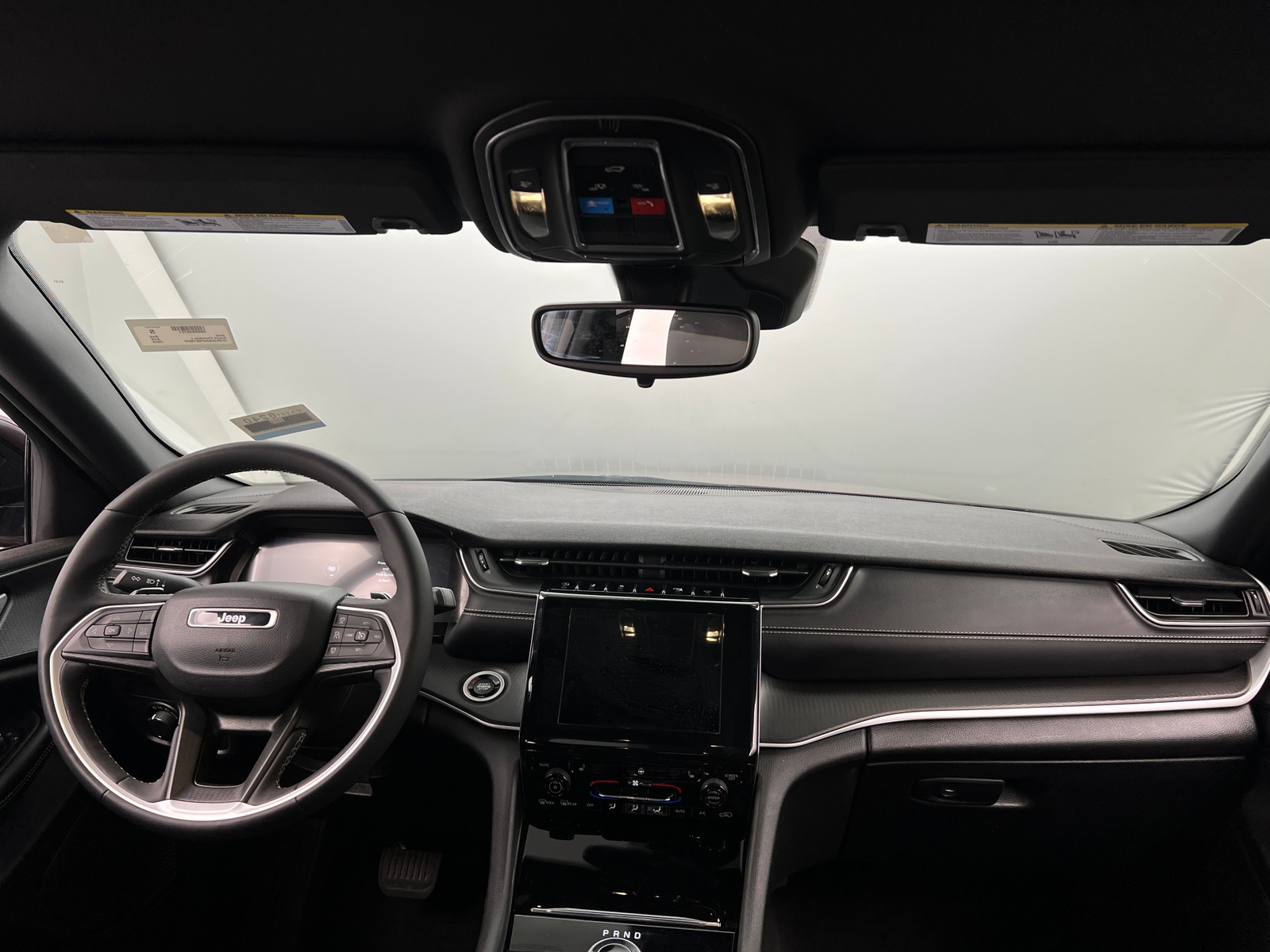 Thumbnail: 2023 Jeep Grand Cherokee L - 2