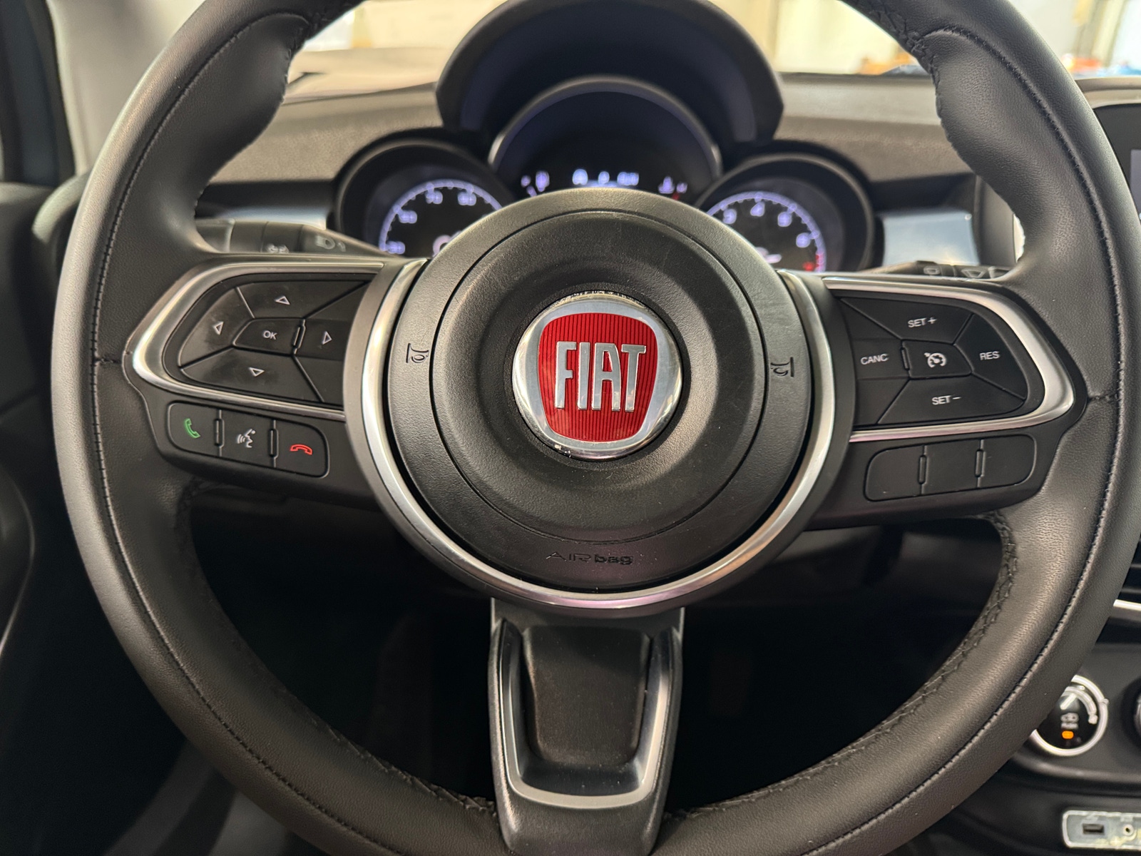 Thumbnail: 2019 Fiat 500X - 5
