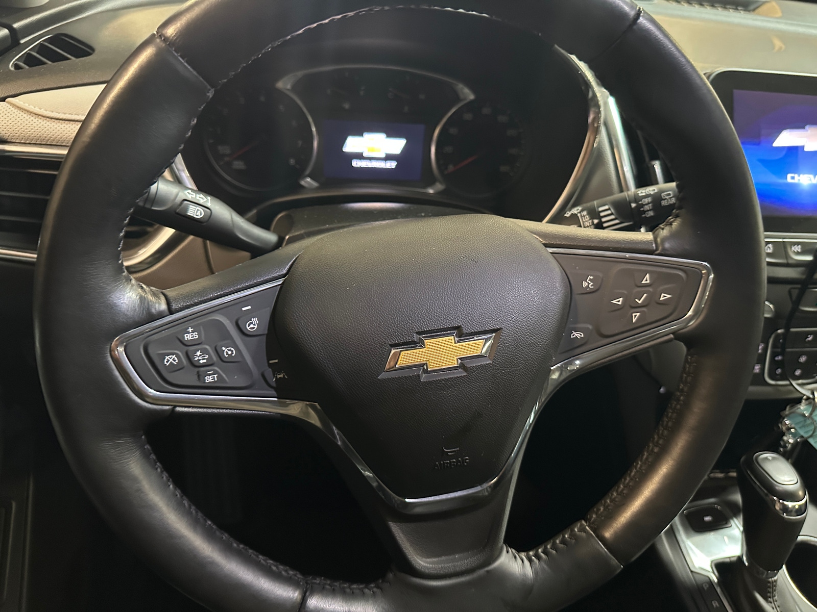 Thumbnail: 2020 Chevrolet Equinox - 4