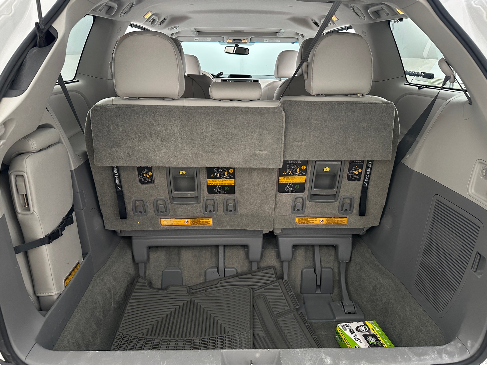 Thumbnail: 2013 Toyota Sienna - 6