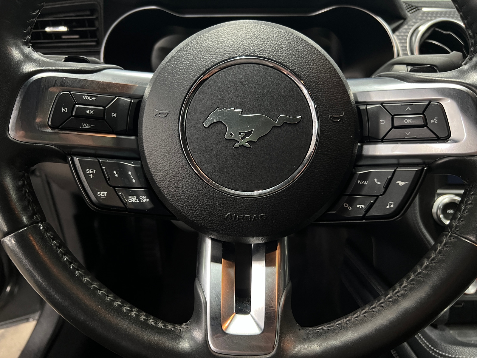 Thumbnail: 2018 Ford Mustang - 3