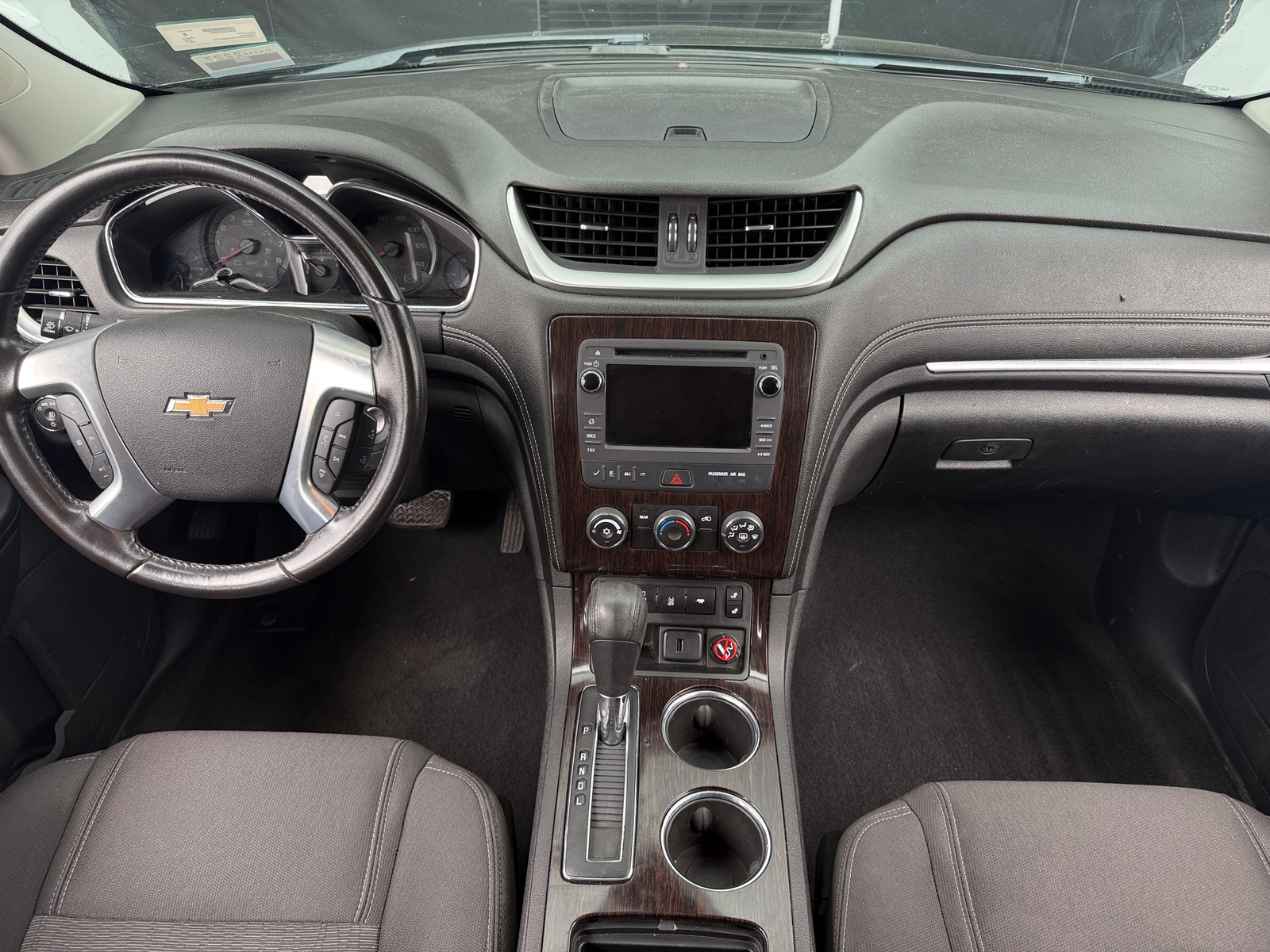 Thumbnail: 2017 Chevrolet Traverse - 3