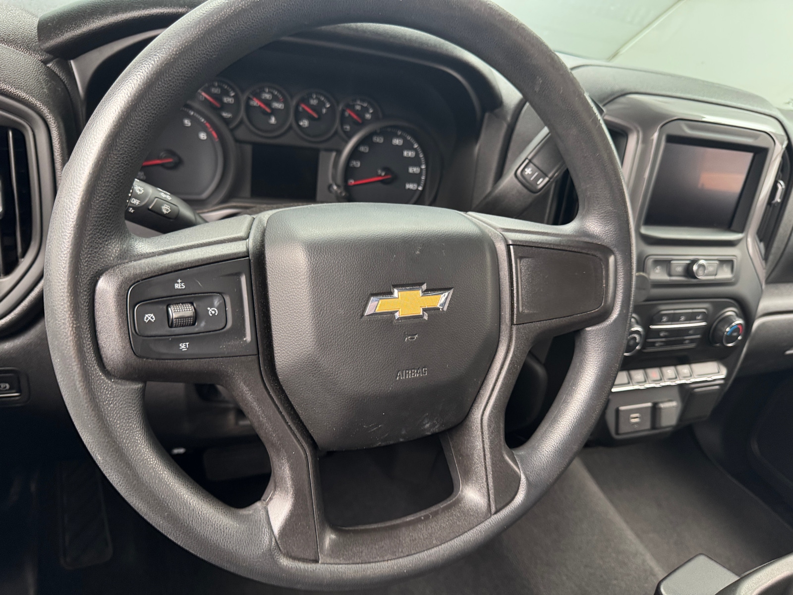 Thumbnail: 2020 Chevrolet Silverado 1500 - 5
