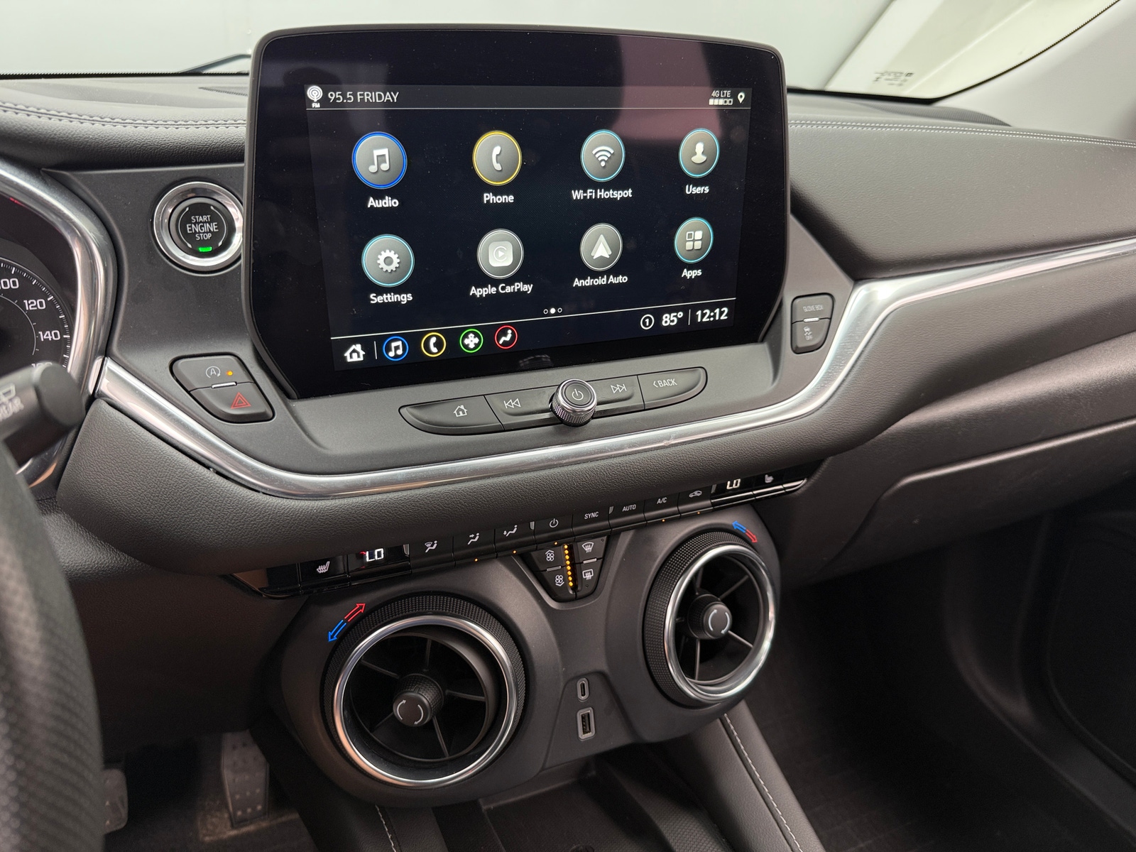 Thumbnail: 2023 Chevrolet Blazer - 4