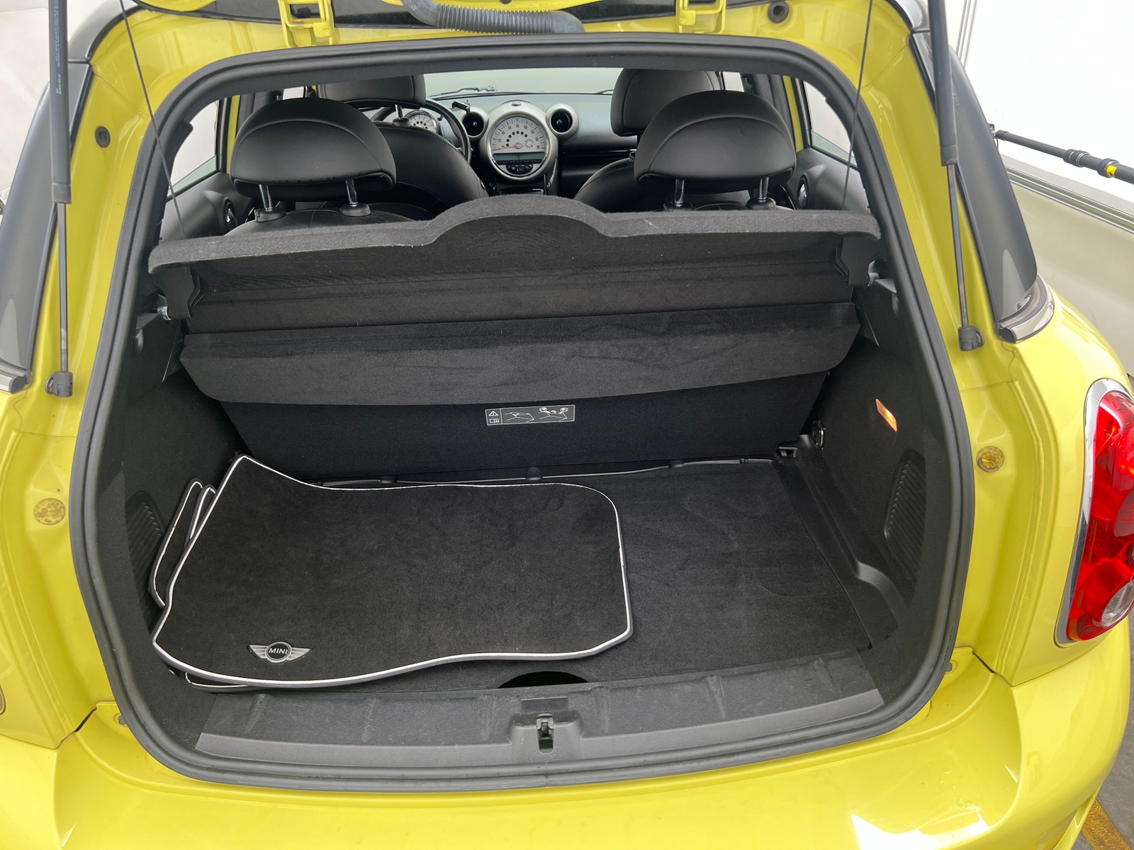 Thumbnail: 2012 MINI Cooper Countryman - 6