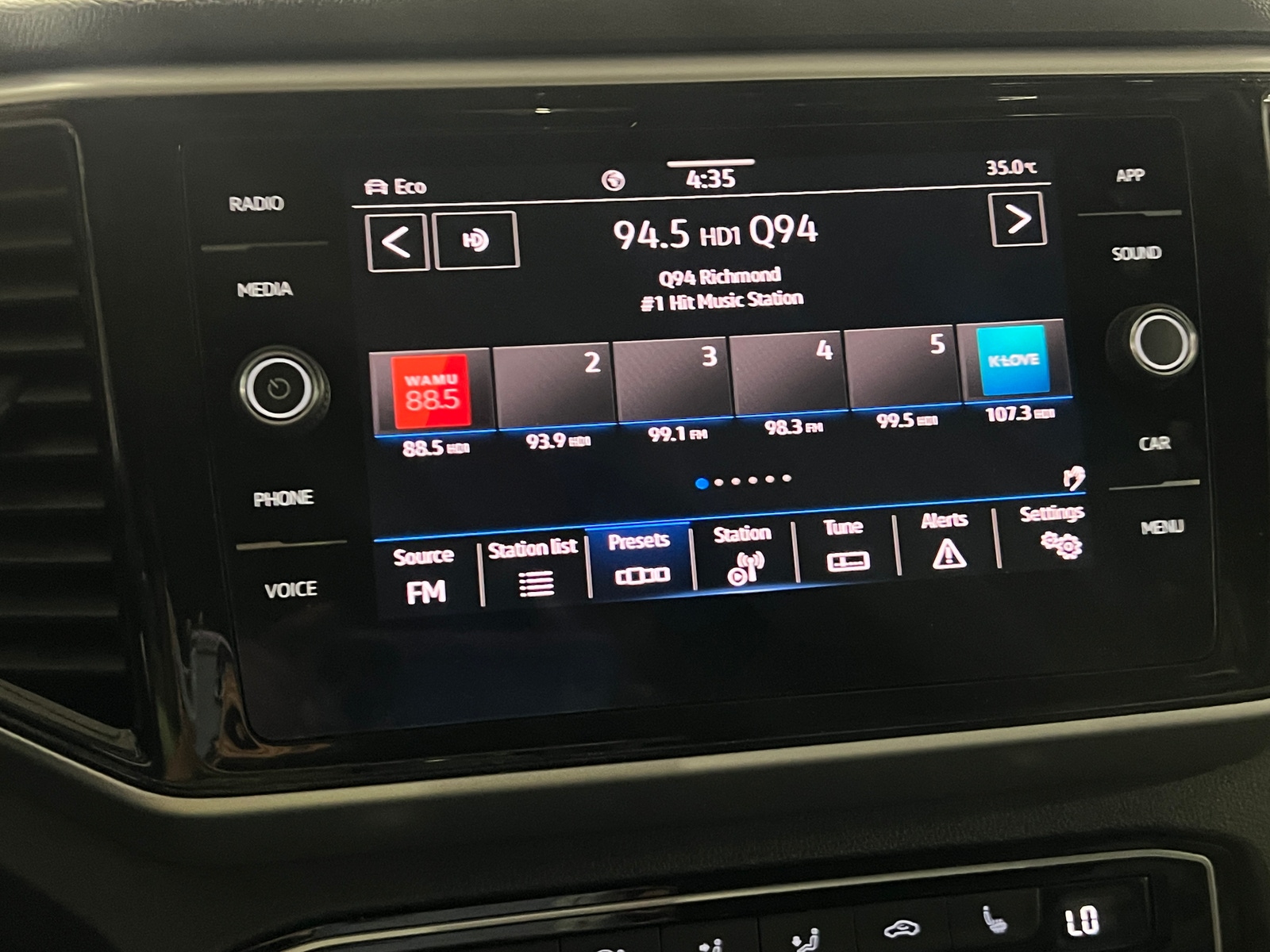 Thumbnail: 2022 Volkswagen Atlas - 3