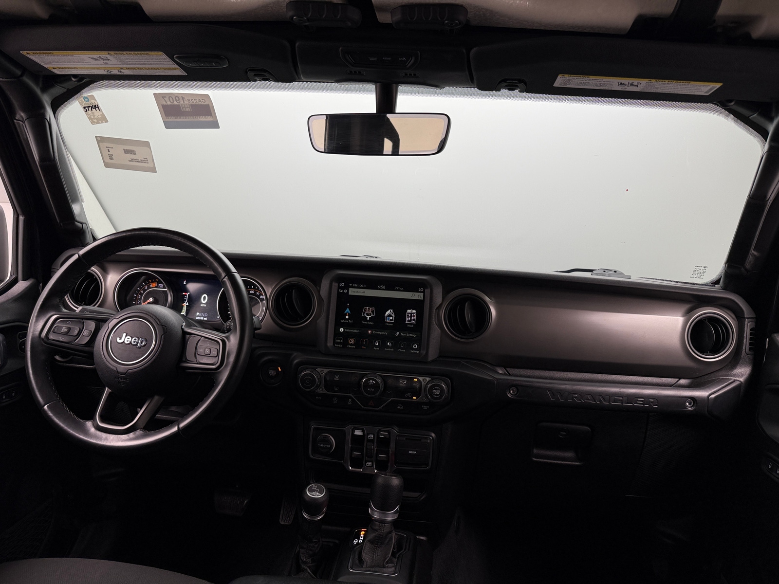 Thumbnail: 2022 Jeep Wrangler - 3