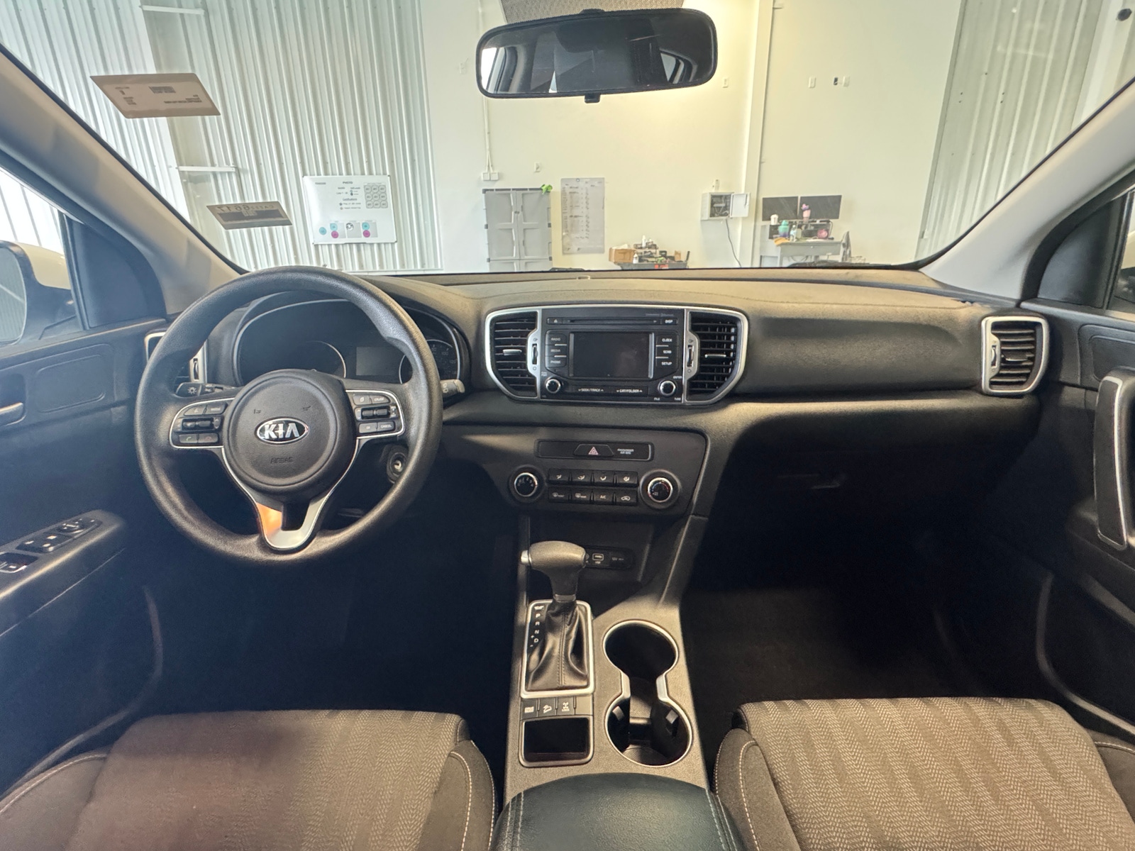 Thumbnail: 2019 Kia Sportage - 3