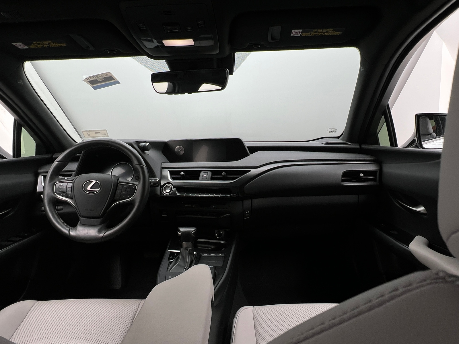 Thumbnail: 2019 Lexus UX - 2