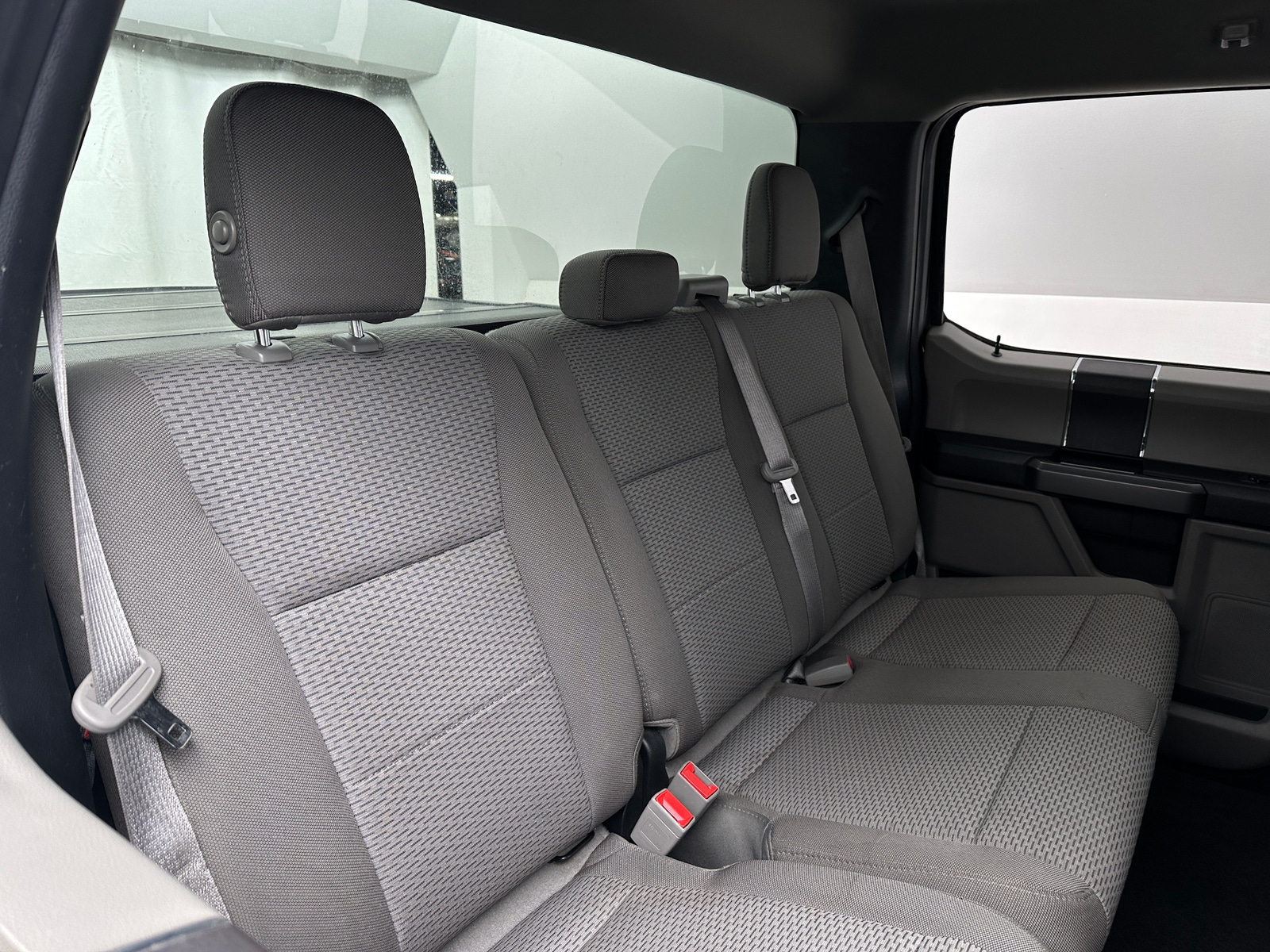 Thumbnail: 2019 Ford Econoline - 6