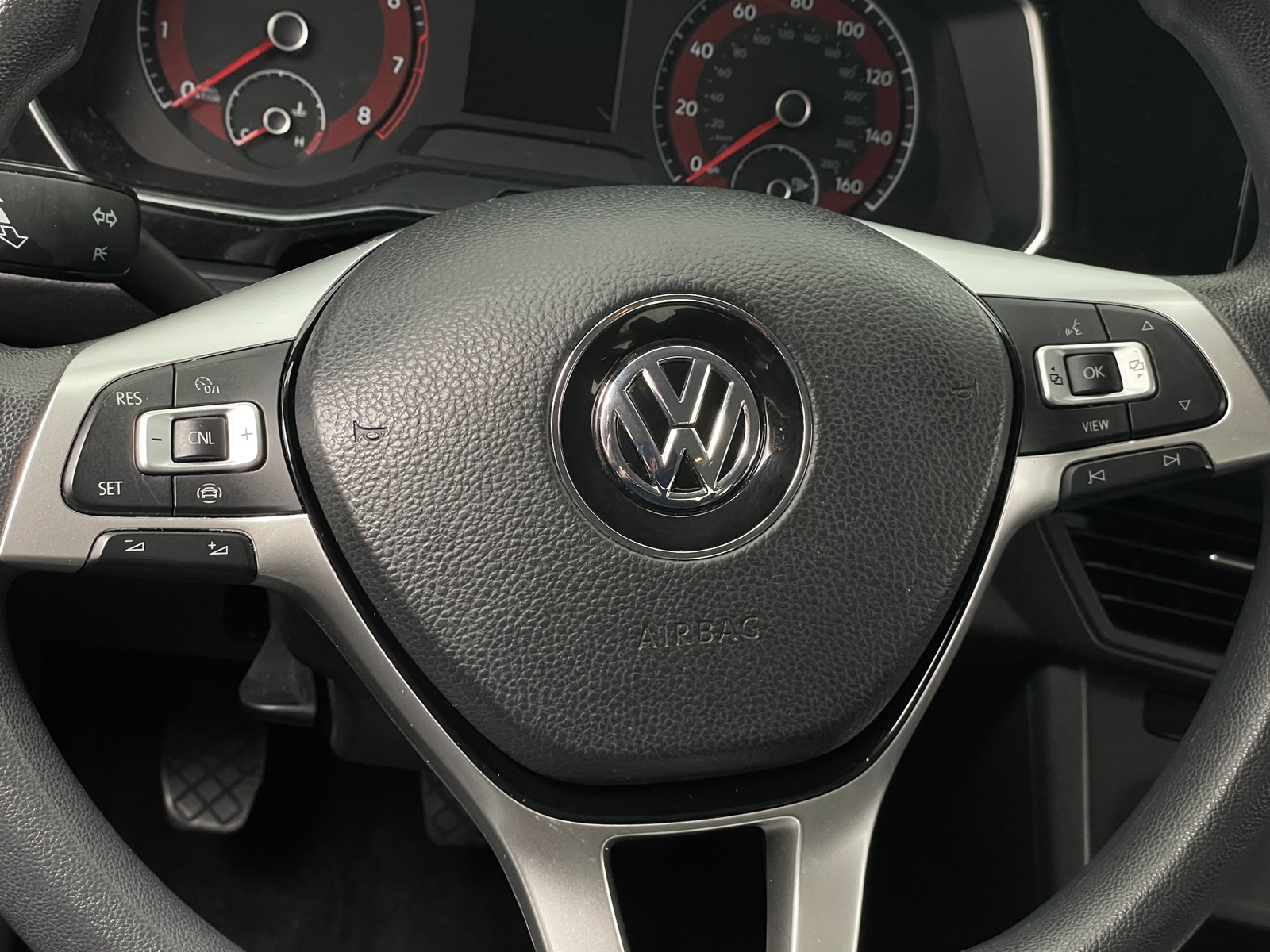 Thumbnail: 2019 Volkswagen Jetta - 5