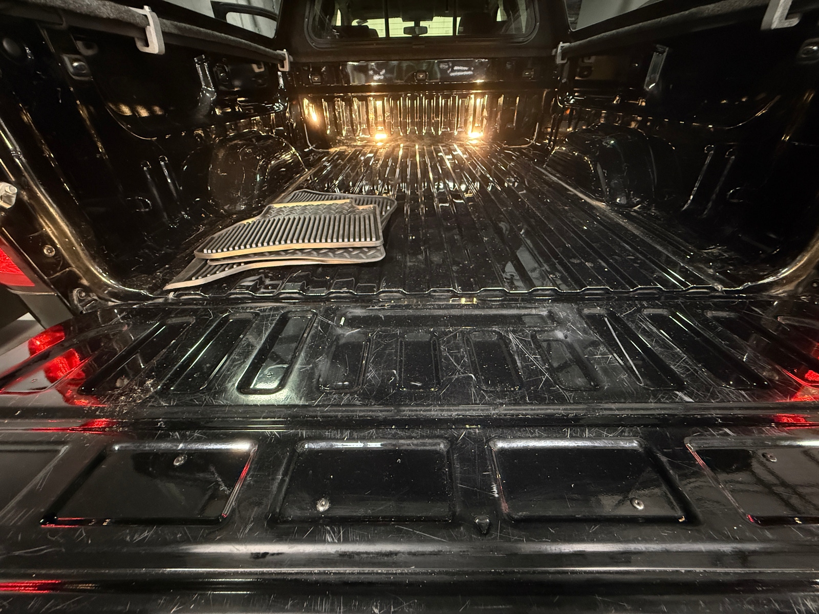 Thumbnail: 2016 Chevrolet Silverado 1500 - 7