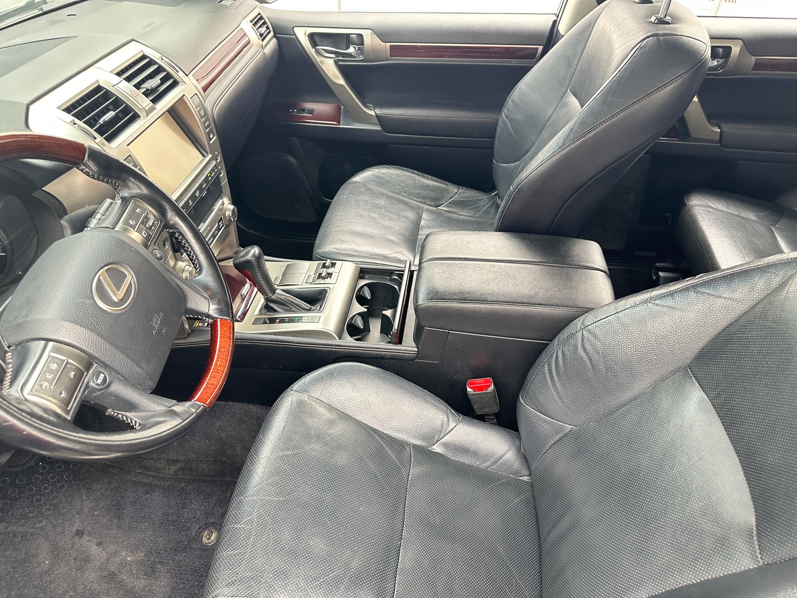 Thumbnail: 2016 Lexus GX - 2