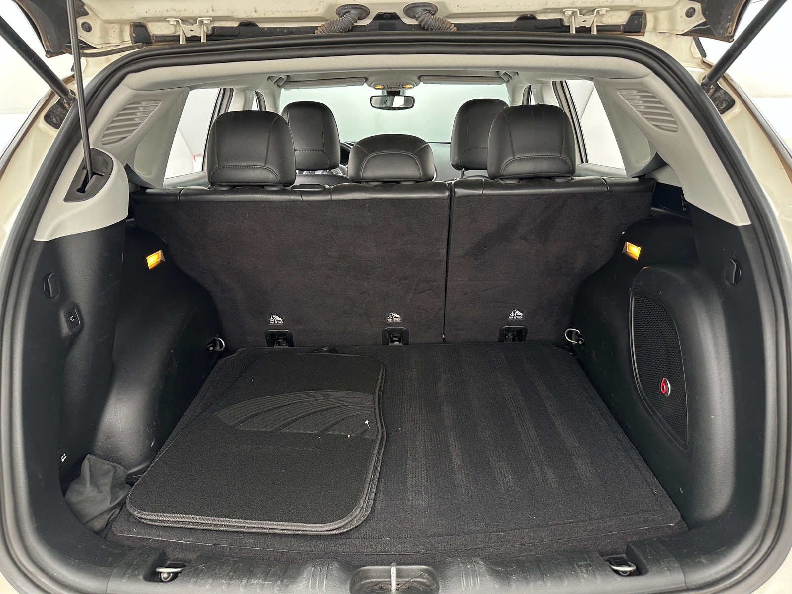 Thumbnail: 2019 Jeep Compass - 6