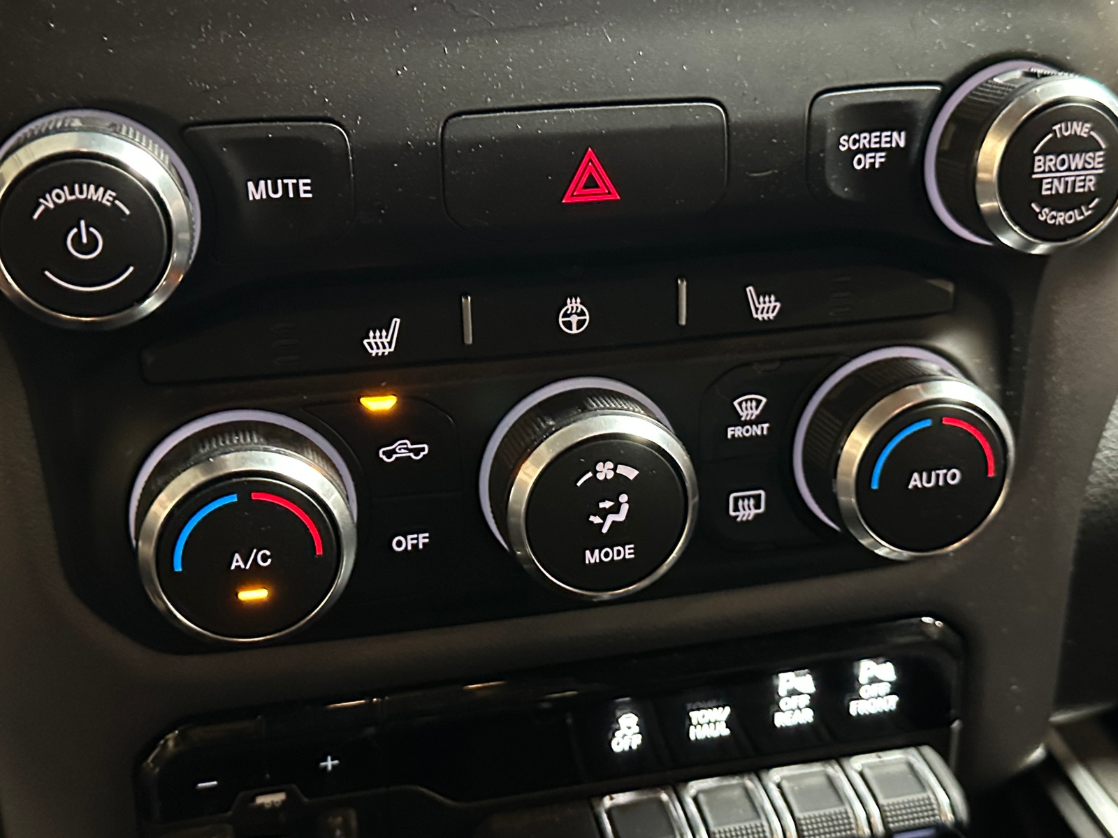 Thumbnail: 2019 RAM 1500 - 4