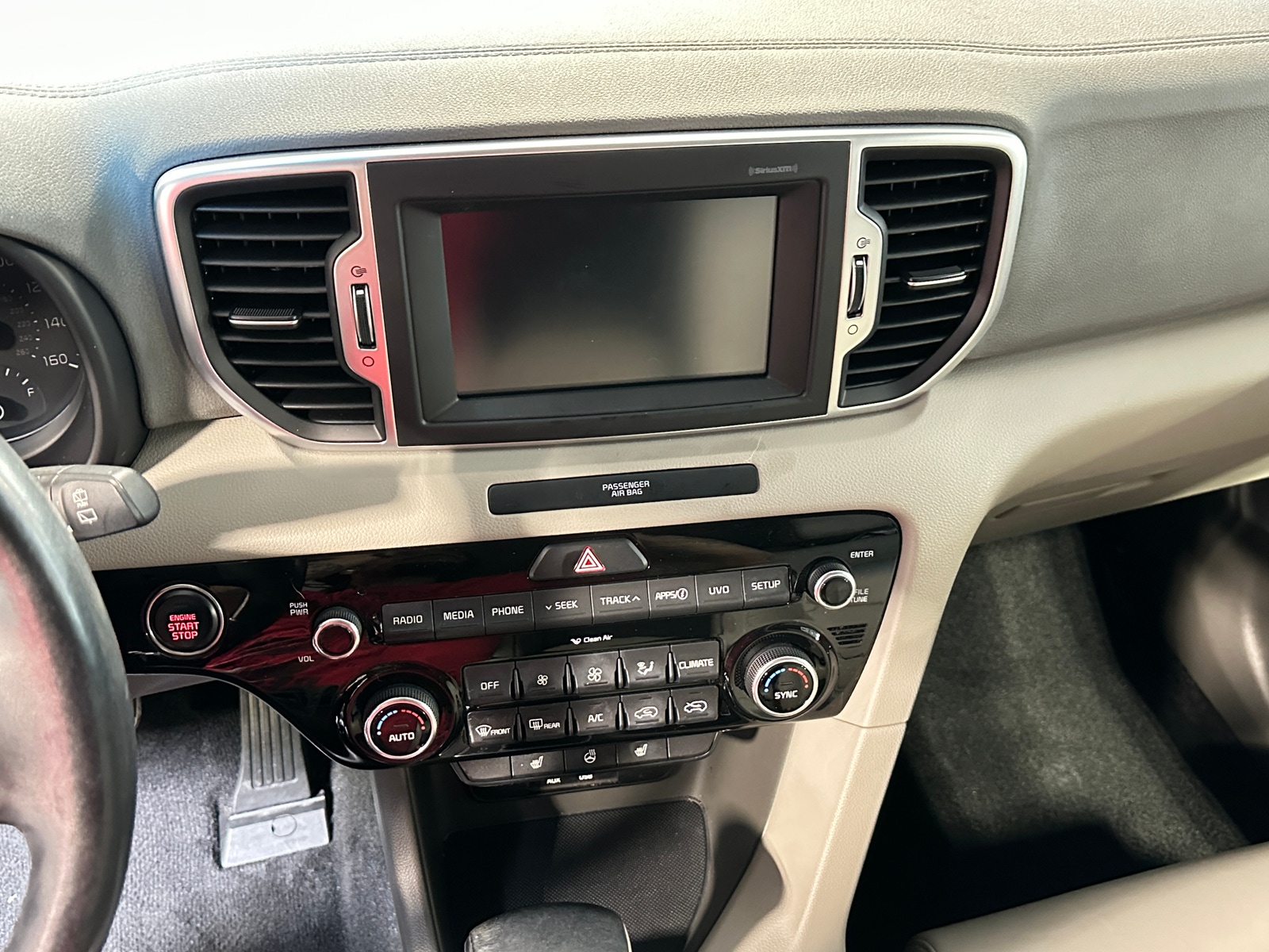 Thumbnail: 2018 Kia Sportage - 3