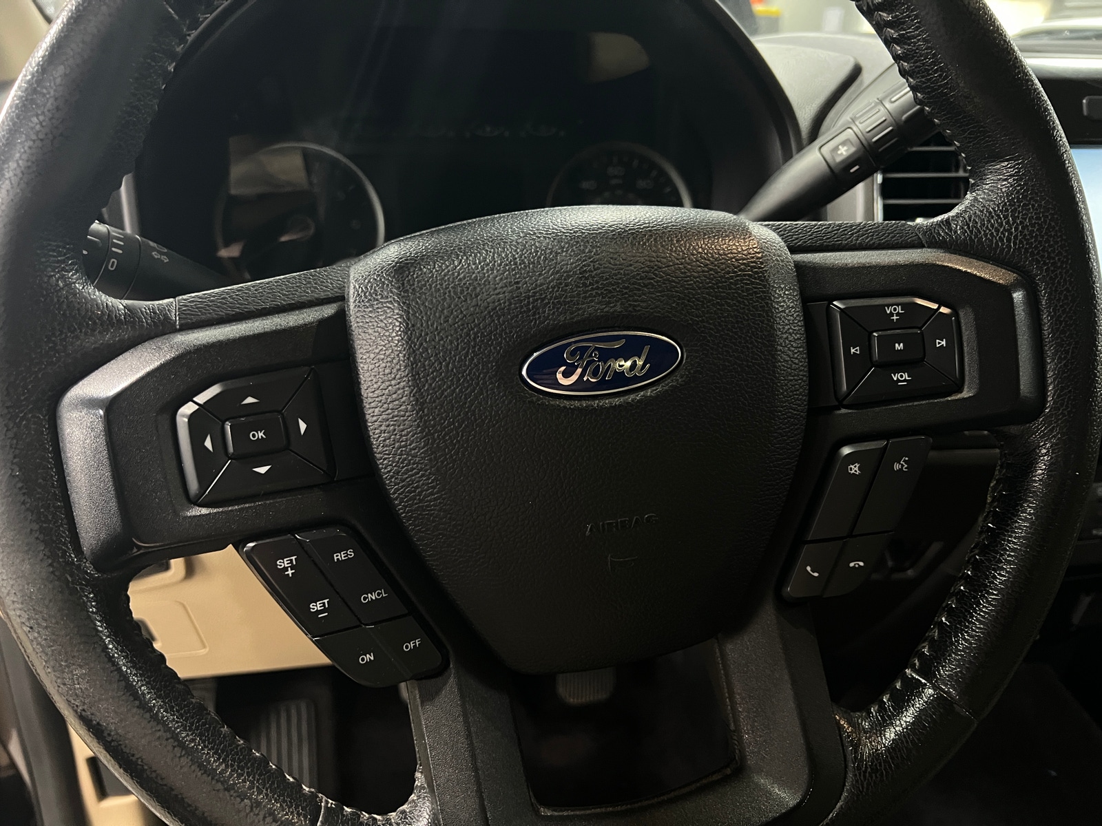 Thumbnail: 2015 Ford Econoline - 5