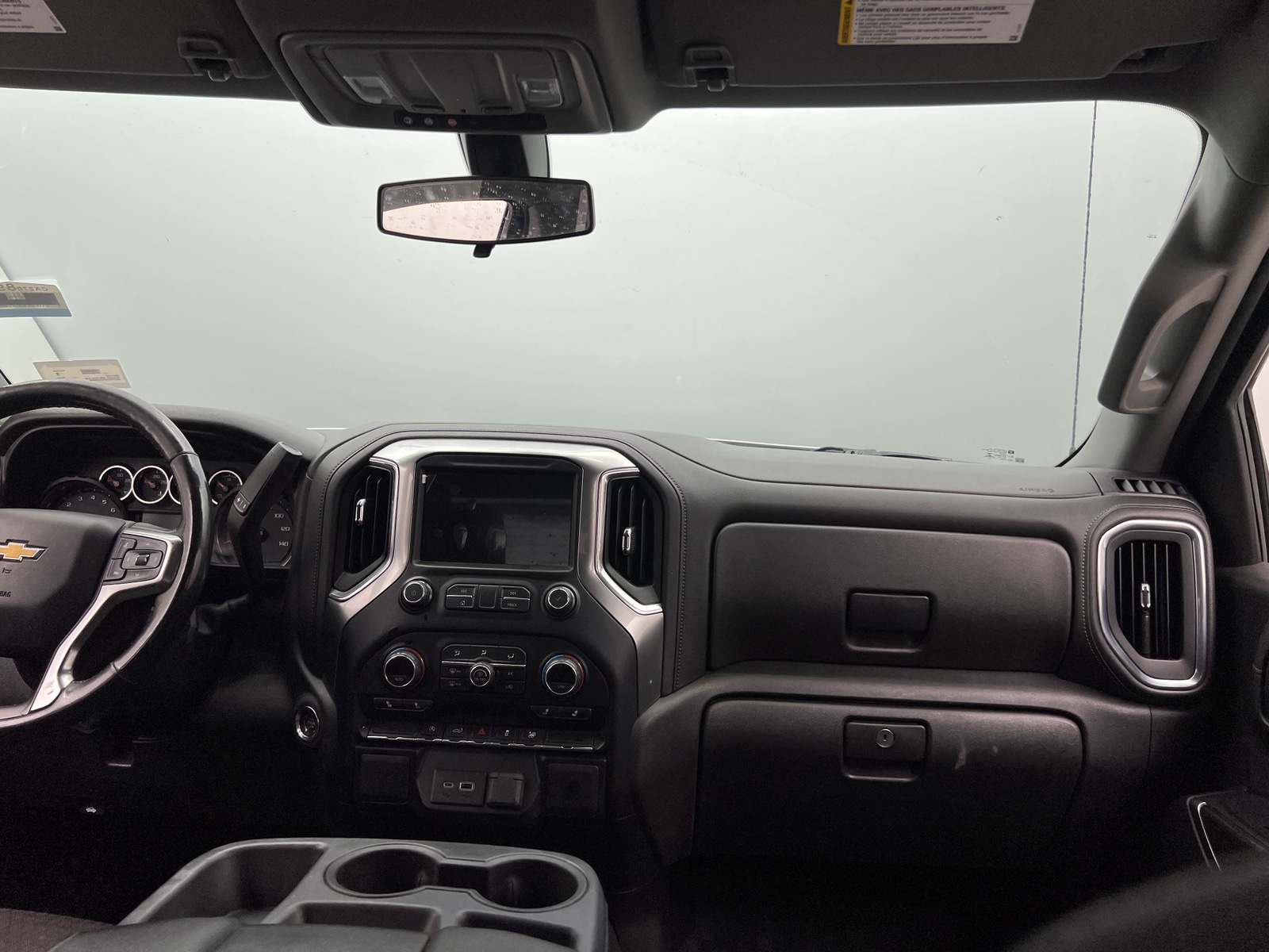 Thumbnail: 2020 Chevrolet Silverado 1500 - 3