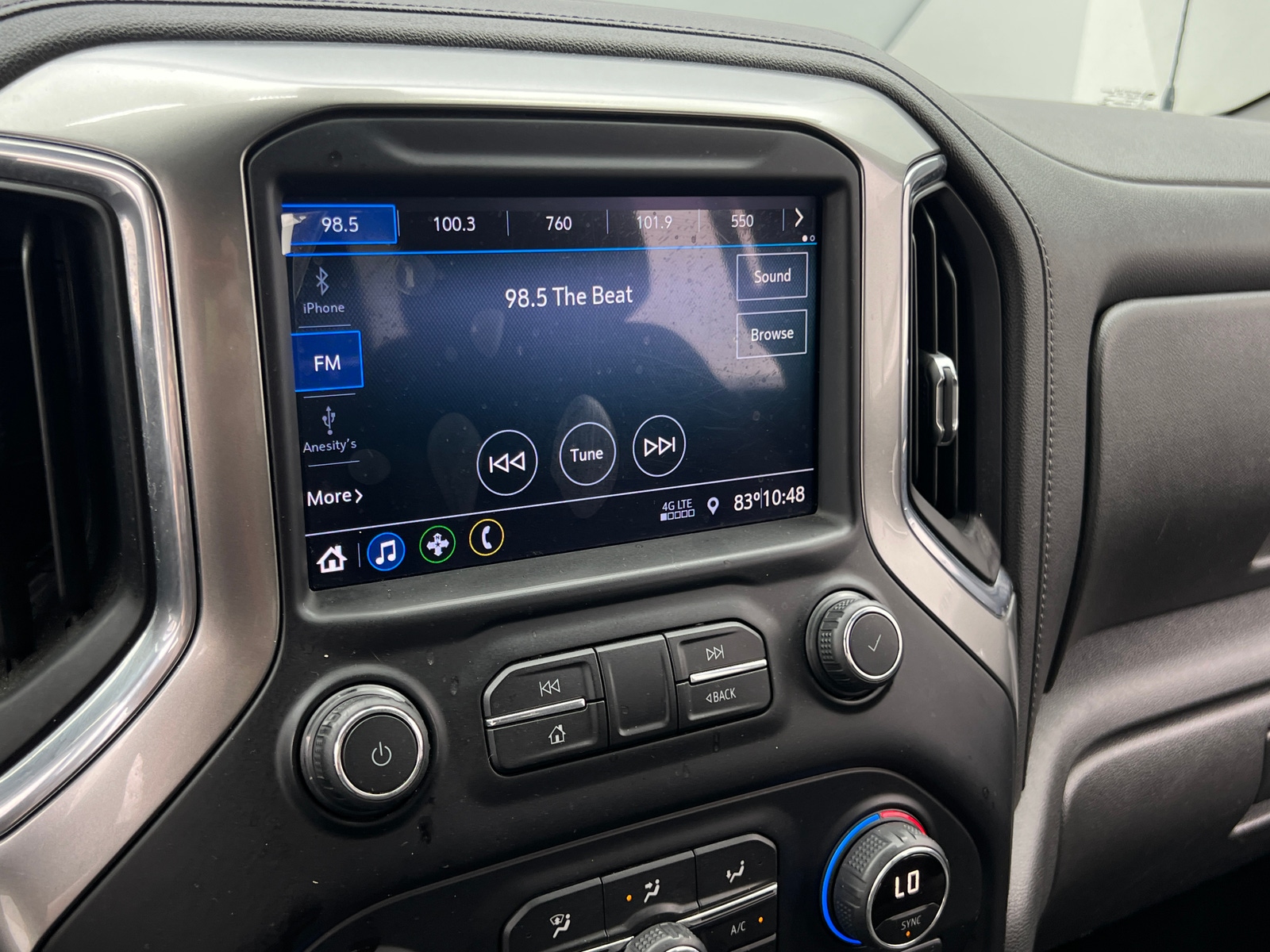 Thumbnail: 2020 Chevrolet Silverado 1500 - 4