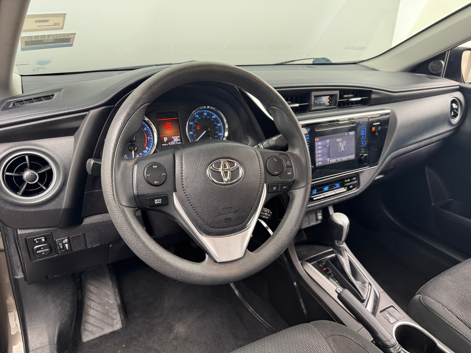 Thumbnail: 2017 Toyota Corolla - 3